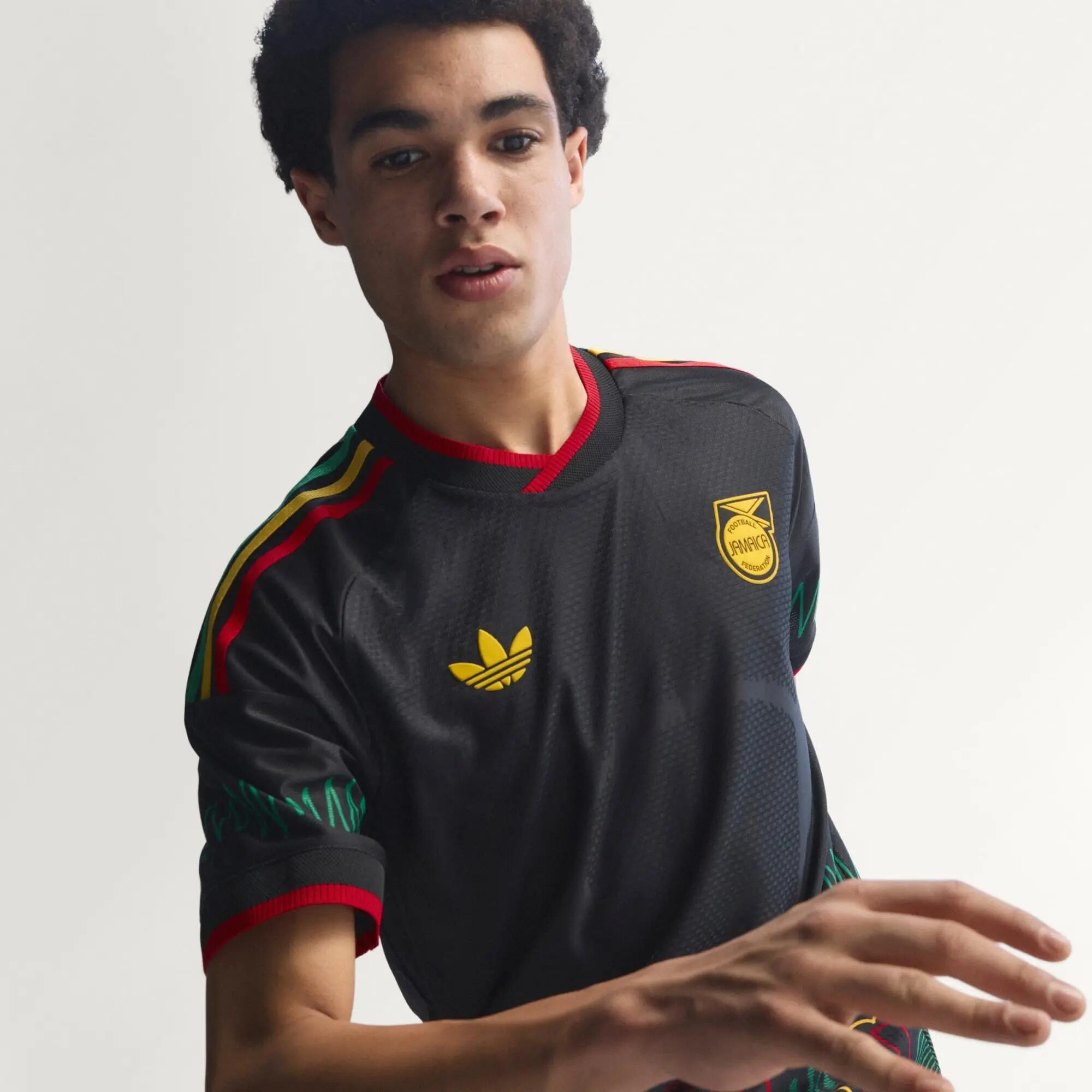 Maillot Extérieur Jamaïque 26 x Bob Marley Authentique 12/15