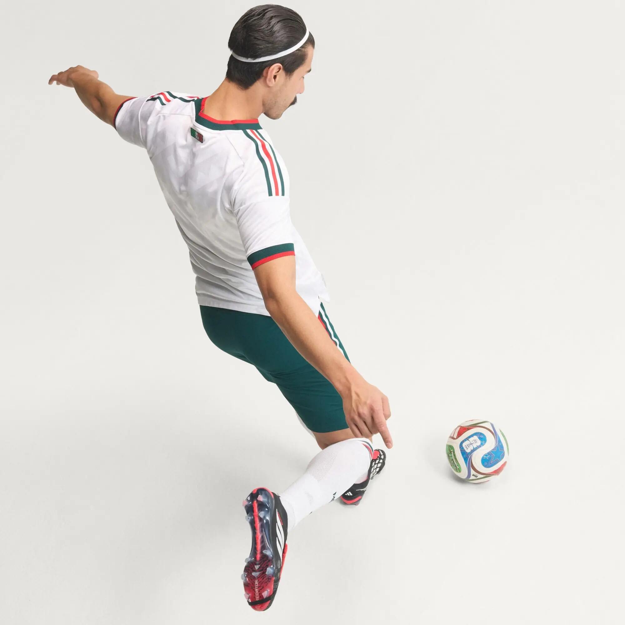 Mexico 26 Away Authentic Jersey 11/16