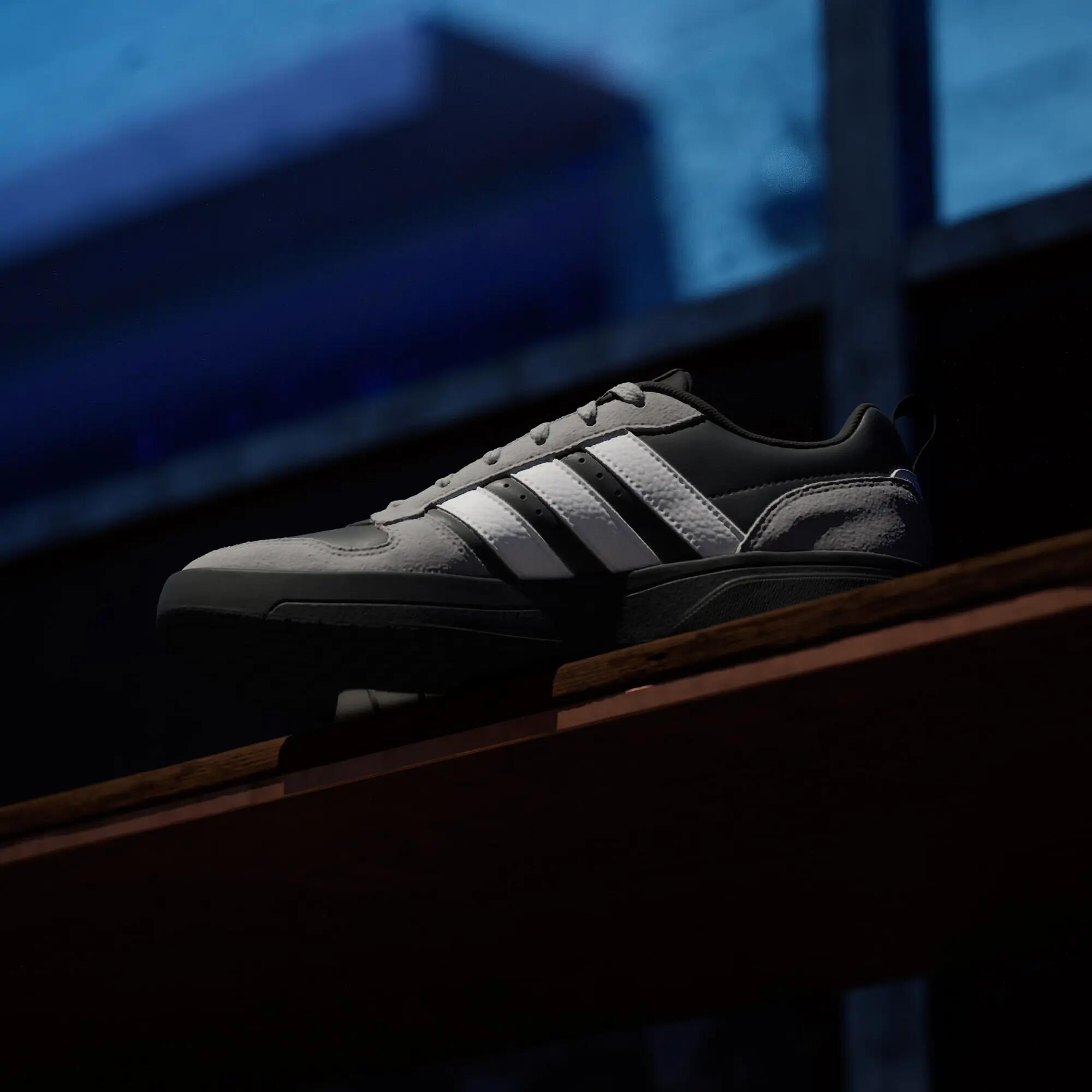 COURTWAVE SCHUH 5/15
