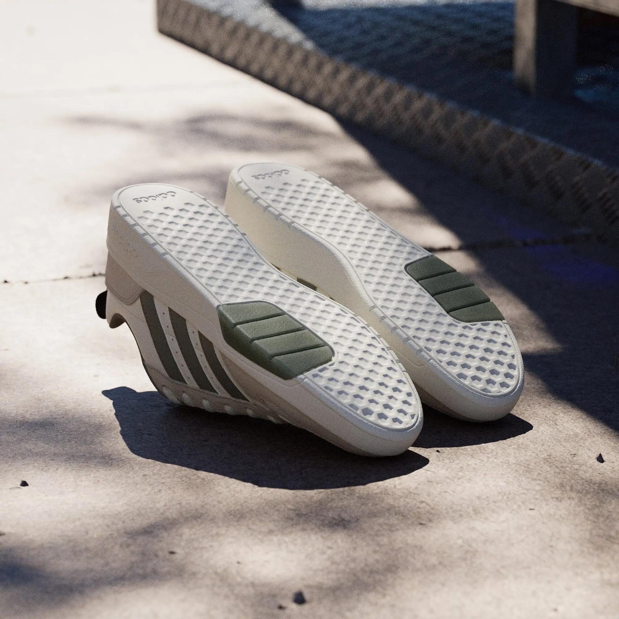 COURTWAVE SCHUH 3/15