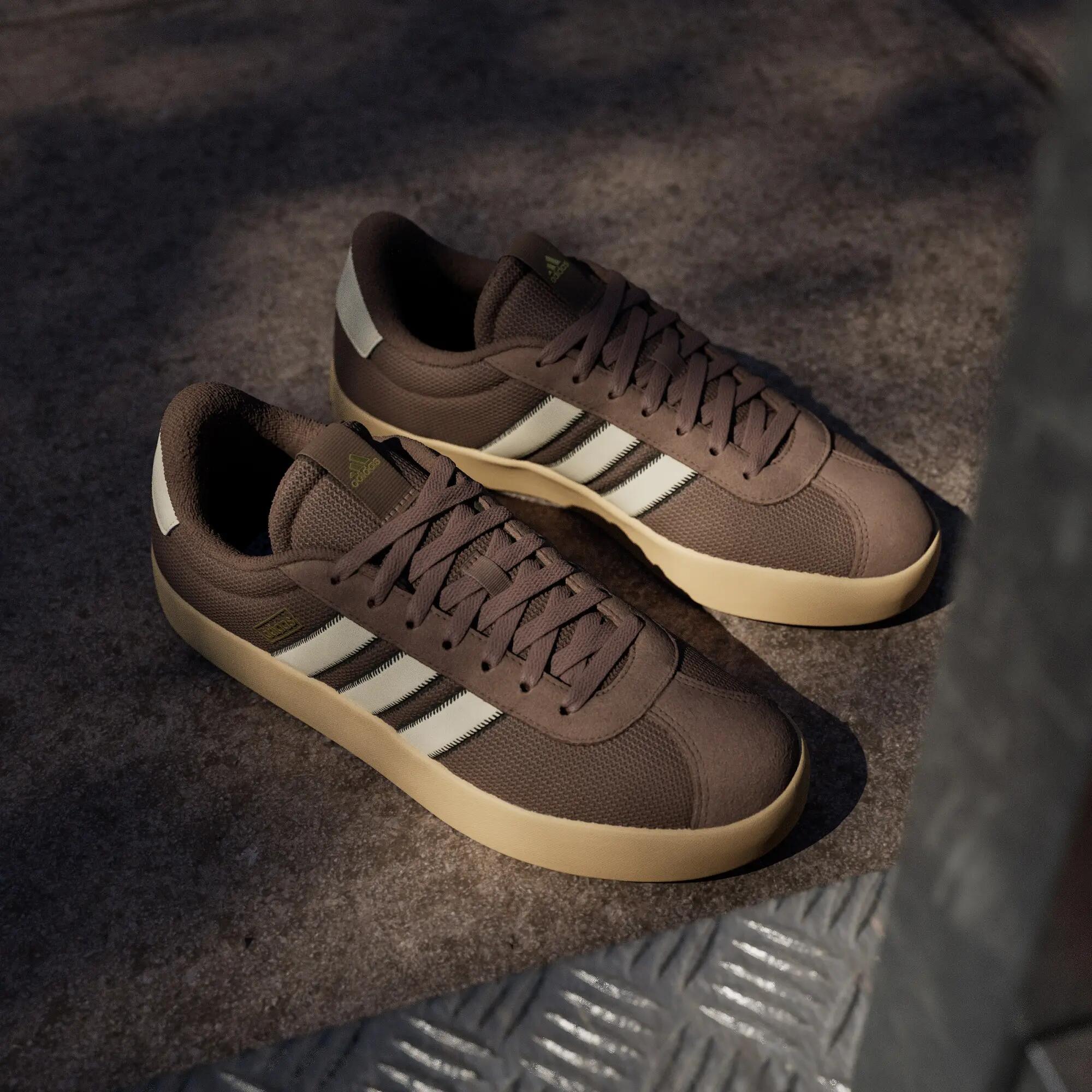 CHAUSSURE VL COURT 3.0 4/15