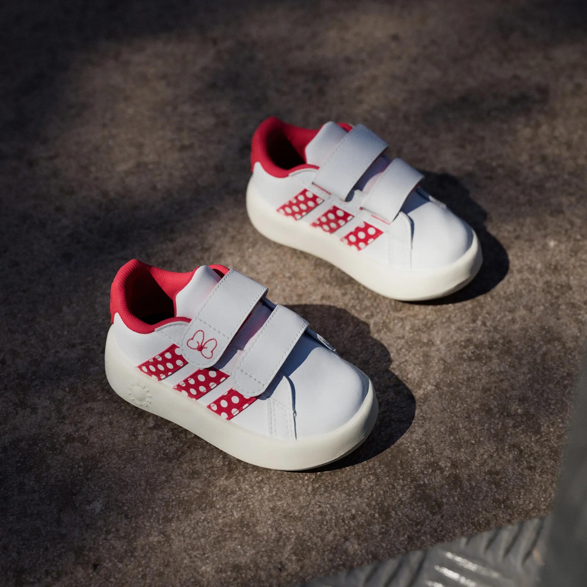 ADIDAS DISNEY MINNIE MOUSE GRAND COURT SCHOENEN PEUTERS 4/15