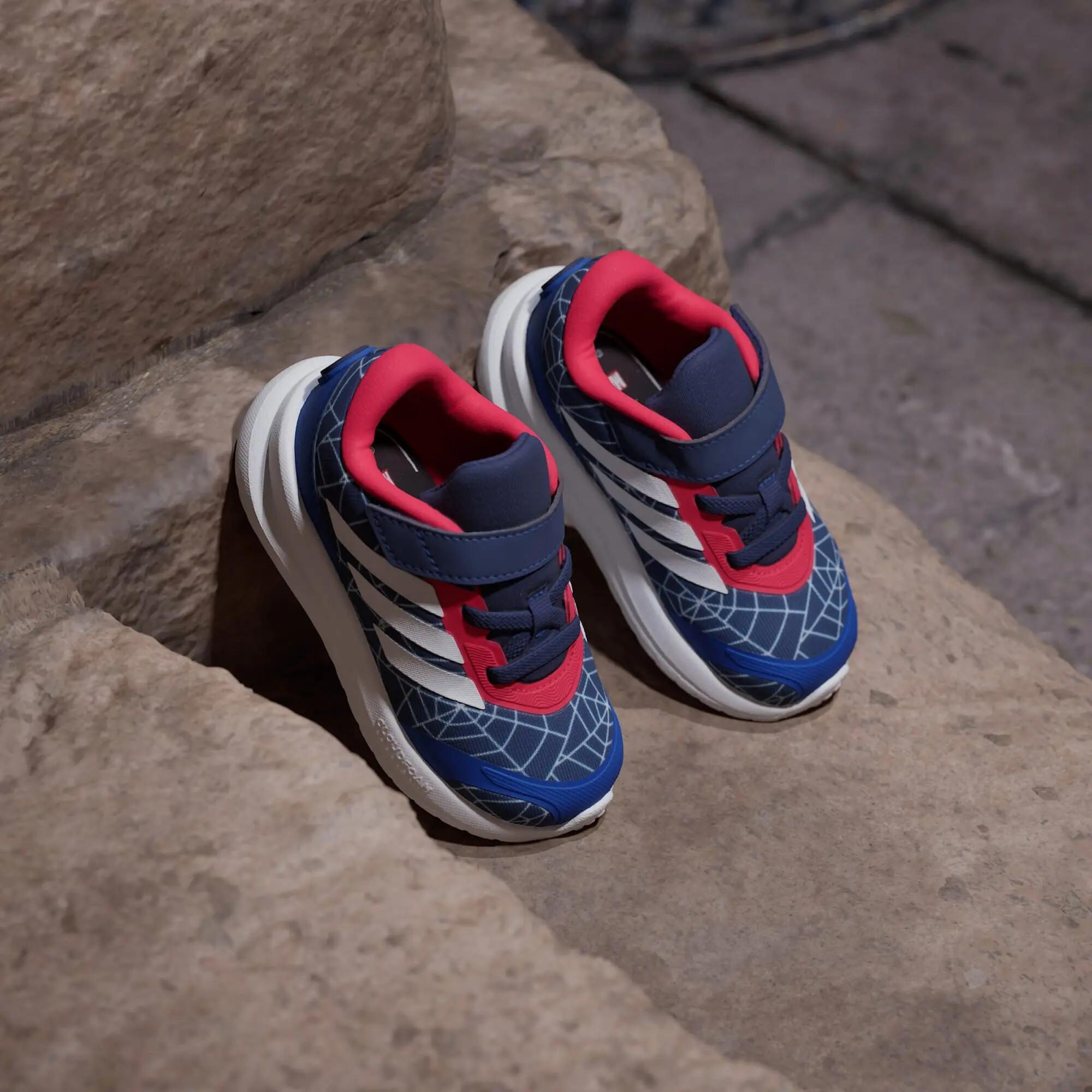 SAPATILHAS ADIDAS MARVEL SPIDER-MAN RUNFALCON 6 INFANT 4/15