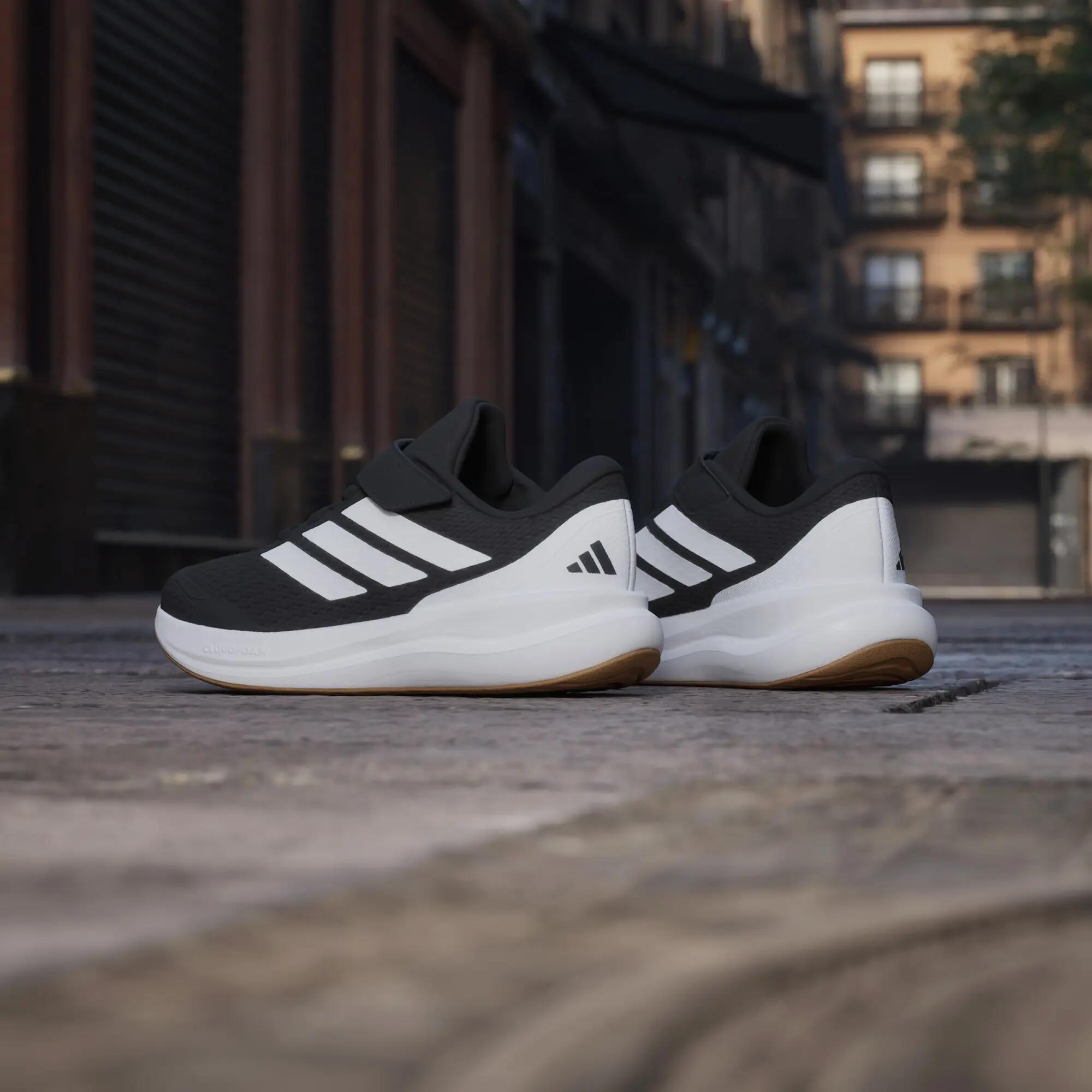 Scarpe Runfalcon 6 per bambini e bambine 14/15
