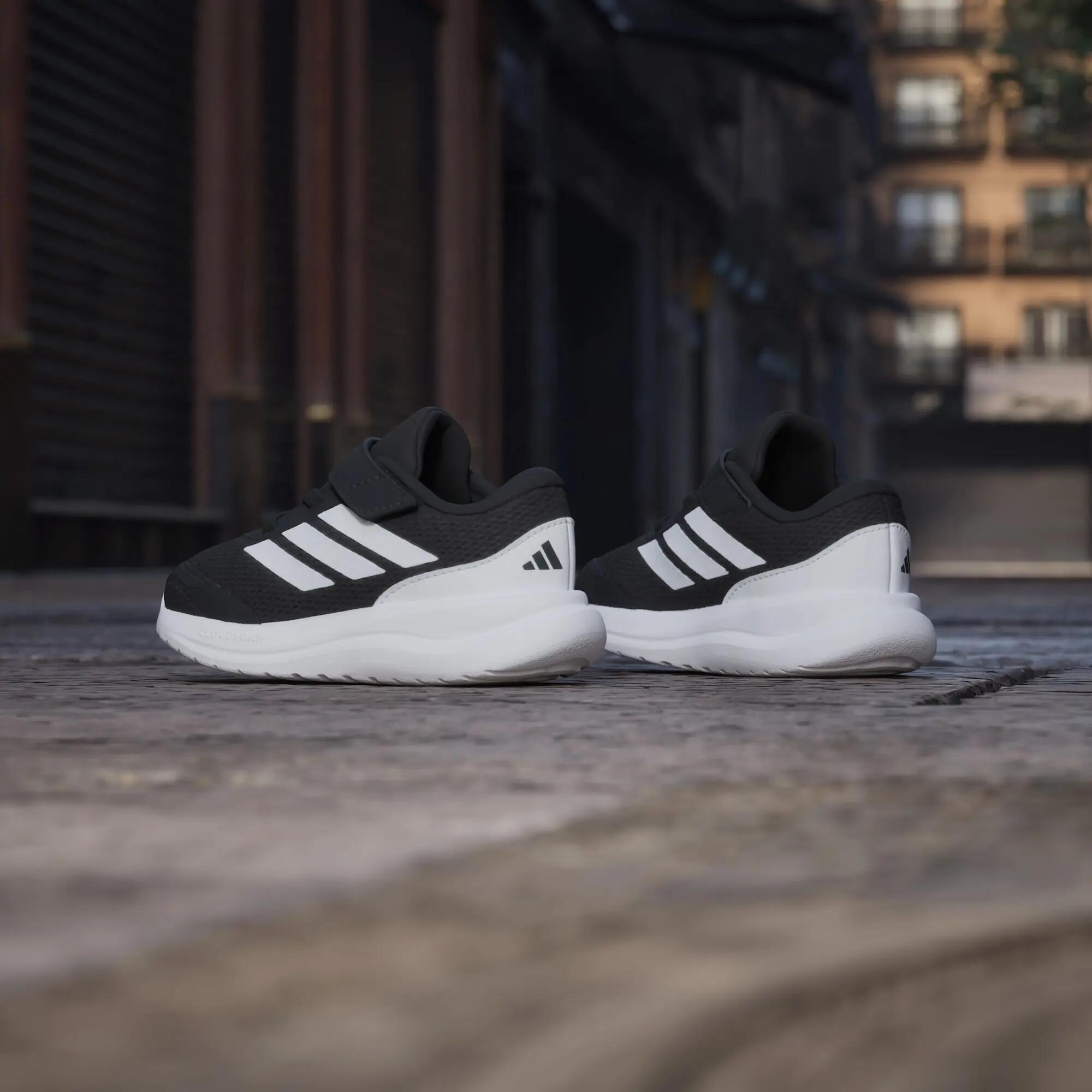RUNFALCON 6 SHOES INFANT 14/15