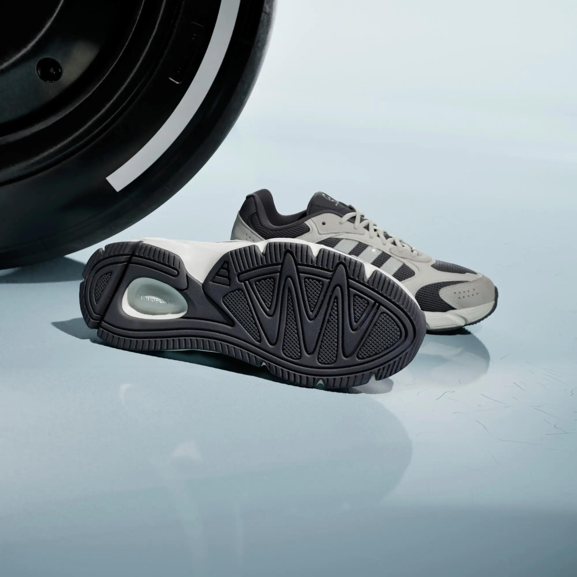 CHAUSSURE CRAZYCHAOS 2000 MERCEDES AMG PETRONAS F1 TEAM 3/15