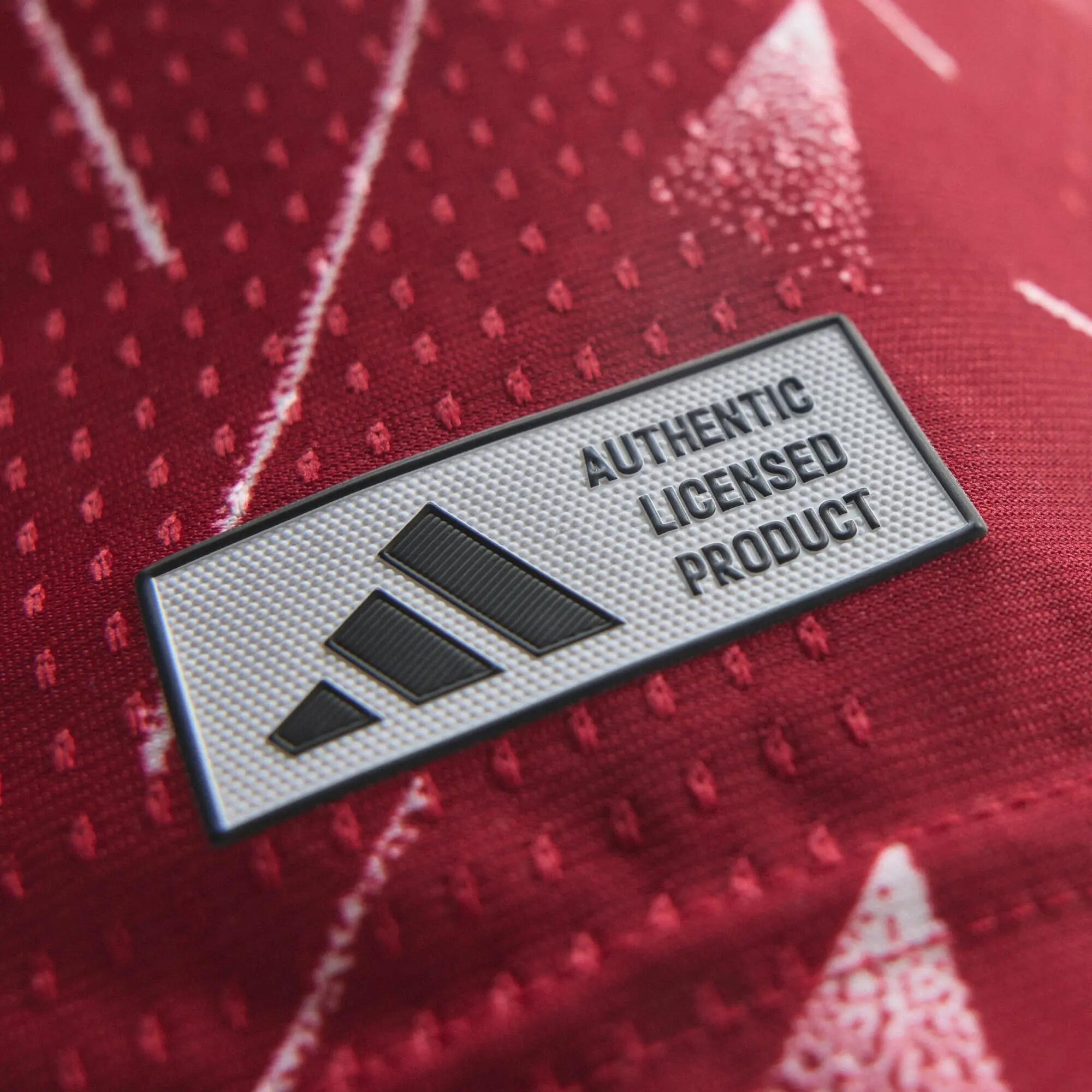 Liverpool FC 26/27 Authentiek Thuisshirt 14/15