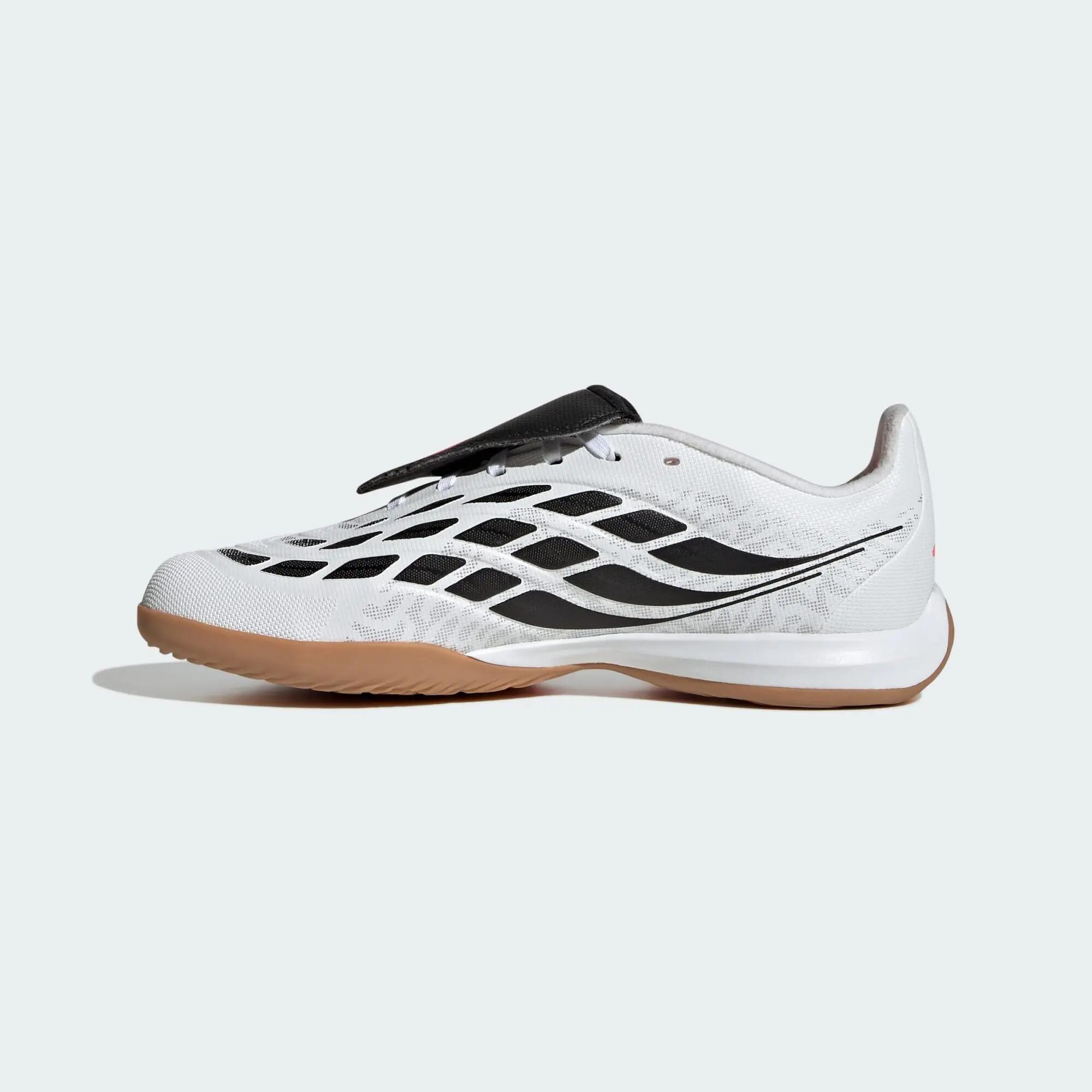 Buty piłkarskie halowe dla dzieci z wywijanym językiem Predator League 8/8