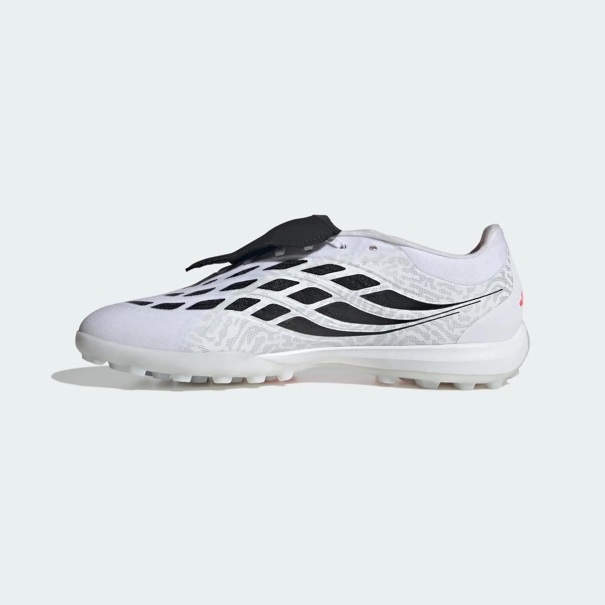 Predator Pro Fußballschuh, Hybridrasen, umschlagbare Zunge 13/15