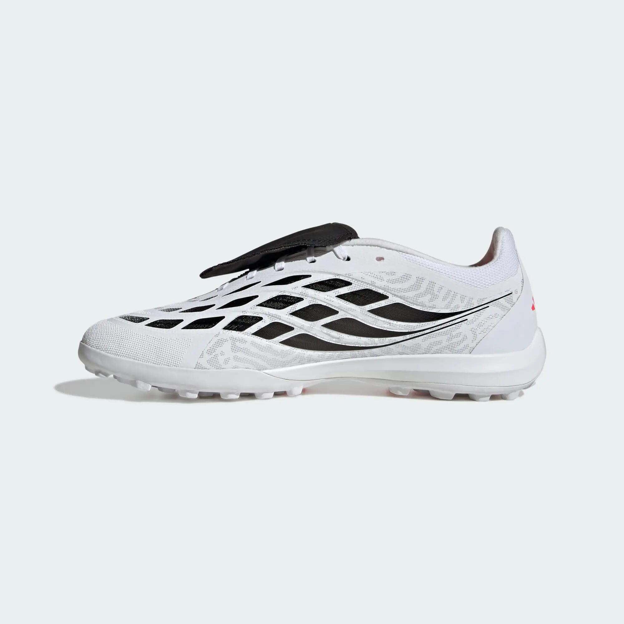 Predator League Fold-Over Tongue Turf Football Boots 13/15