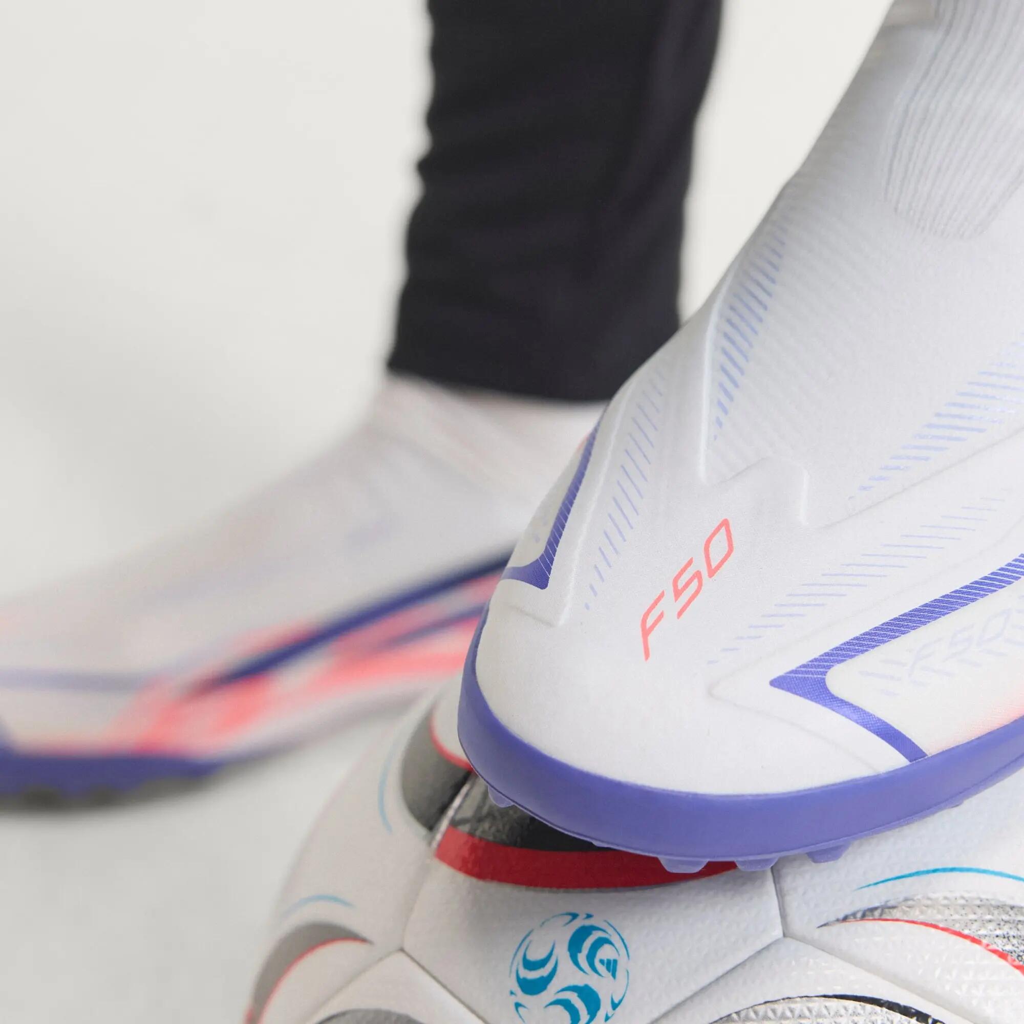 Scarpe da calcio F50 Hyperfast League Laceless Turf 12/15