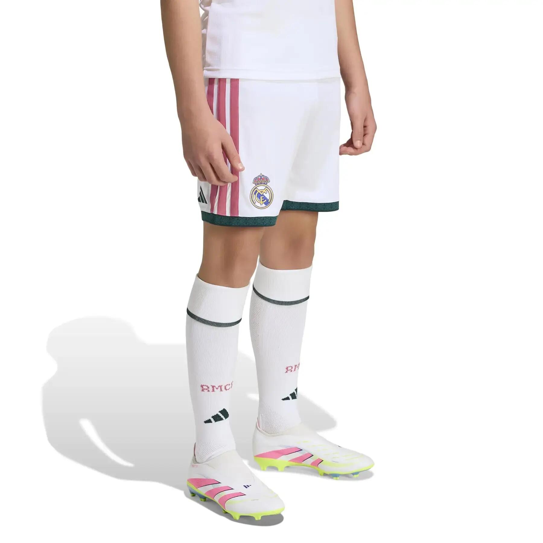Kurze Domicile Kind Real Madrid 2026/27 2/7