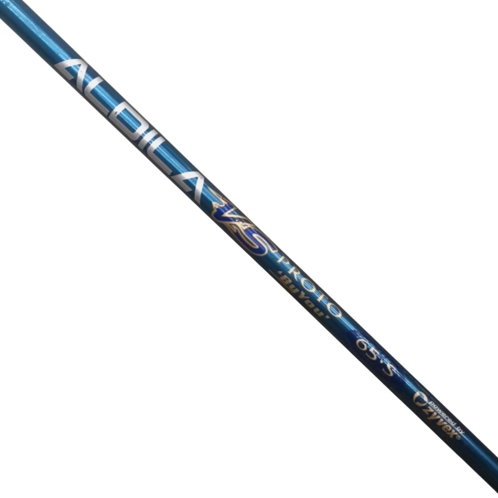 Titleist 907D2 Driver / Flex Stiff / Loft 10.5 4/5