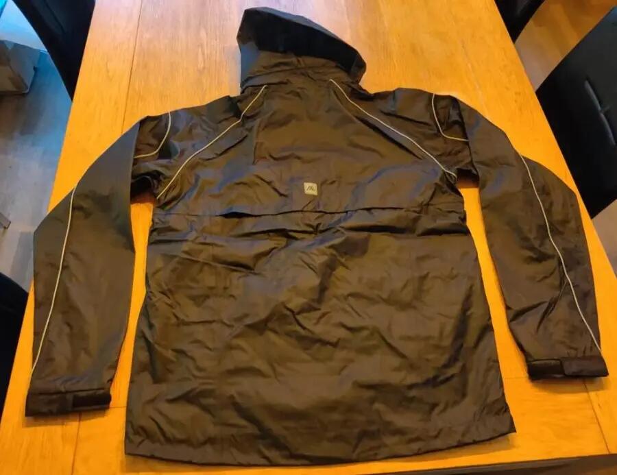Entre Particuliers - Veste de pluie Pro pour homme, taille medium 2/3