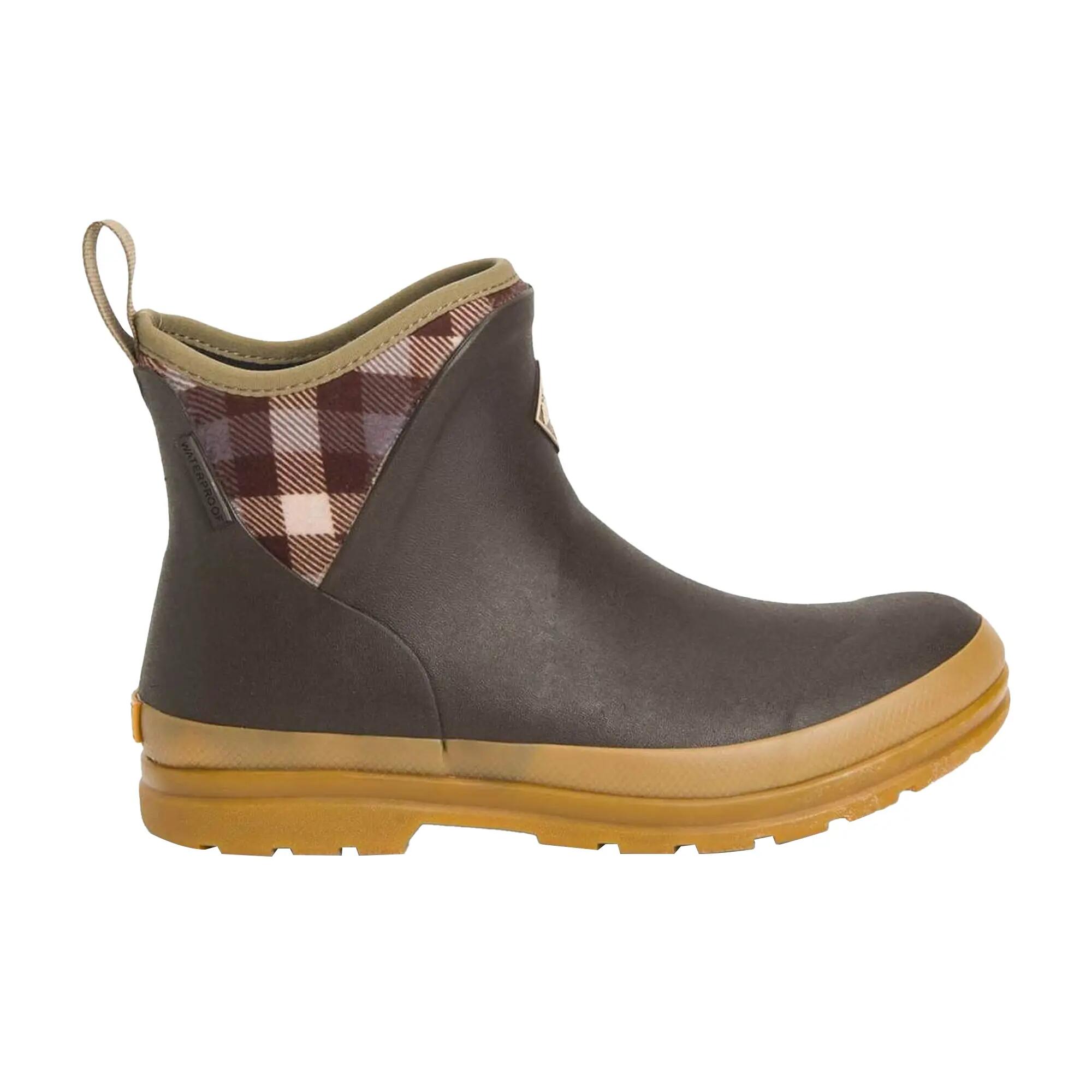 MUCK BOOTS picture