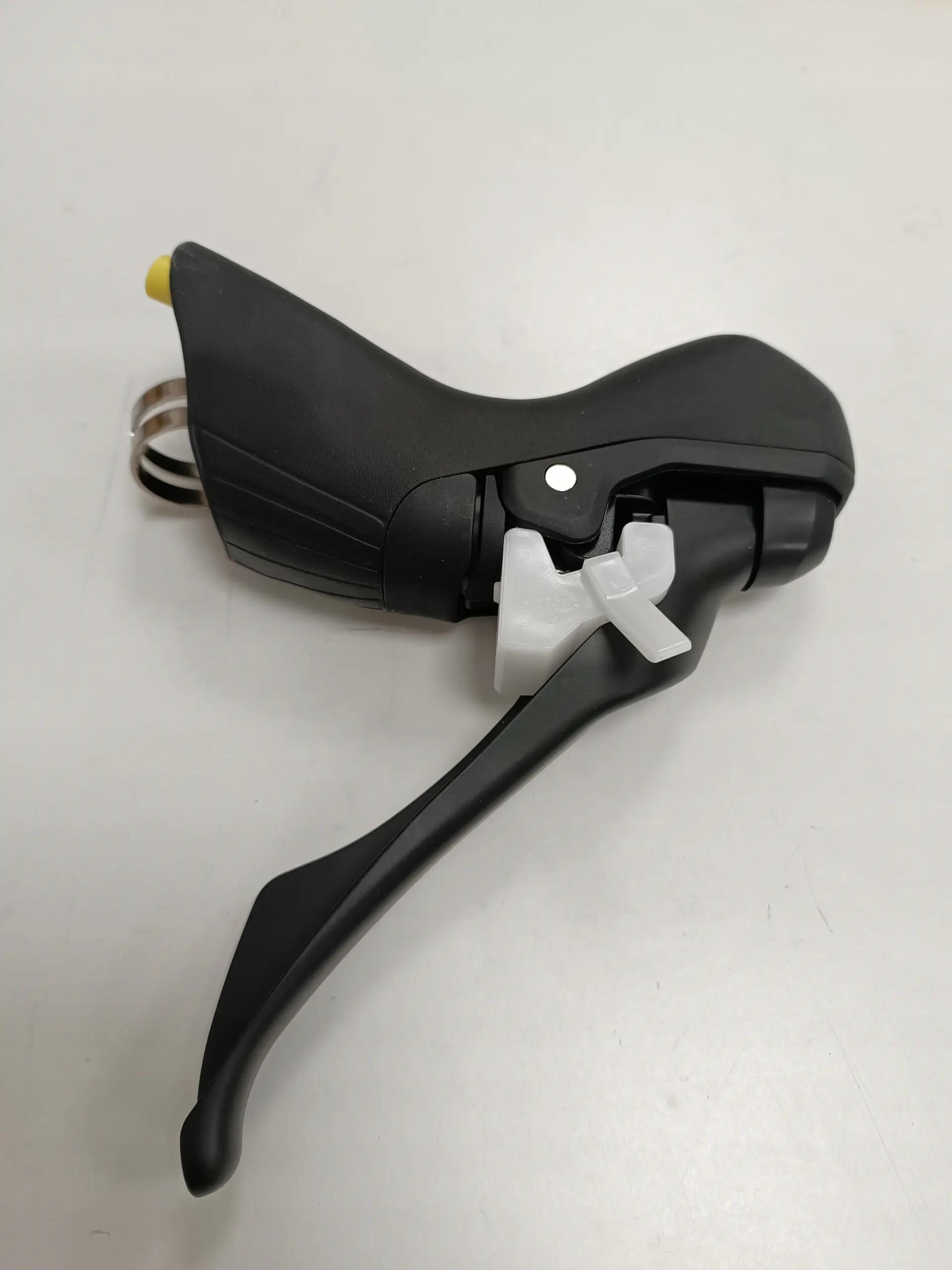 Shimano GRX BL-RX600 / BR-RX400 Voorschijfrem 1x11V Hydraulisch (zonder schijf) 6/10