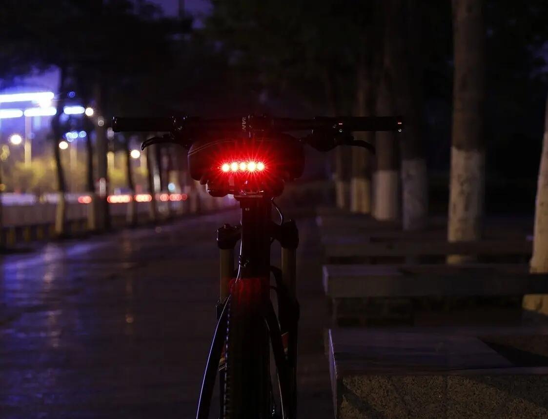 Sillín de bicicleta transpirable con luz trasera integrada ROCKBROS 3/3