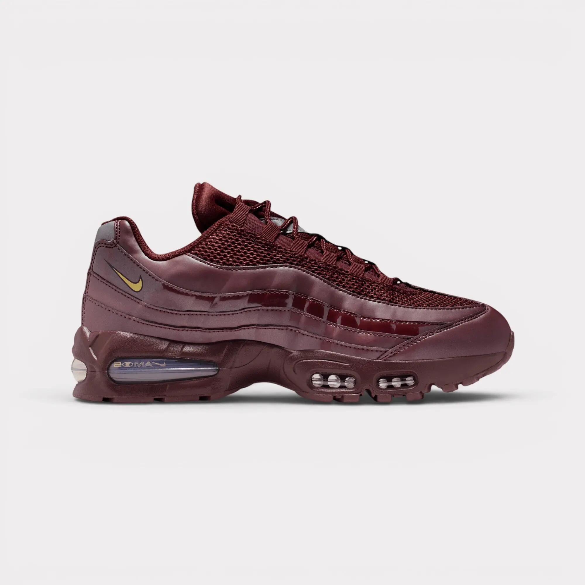 NIKE picture