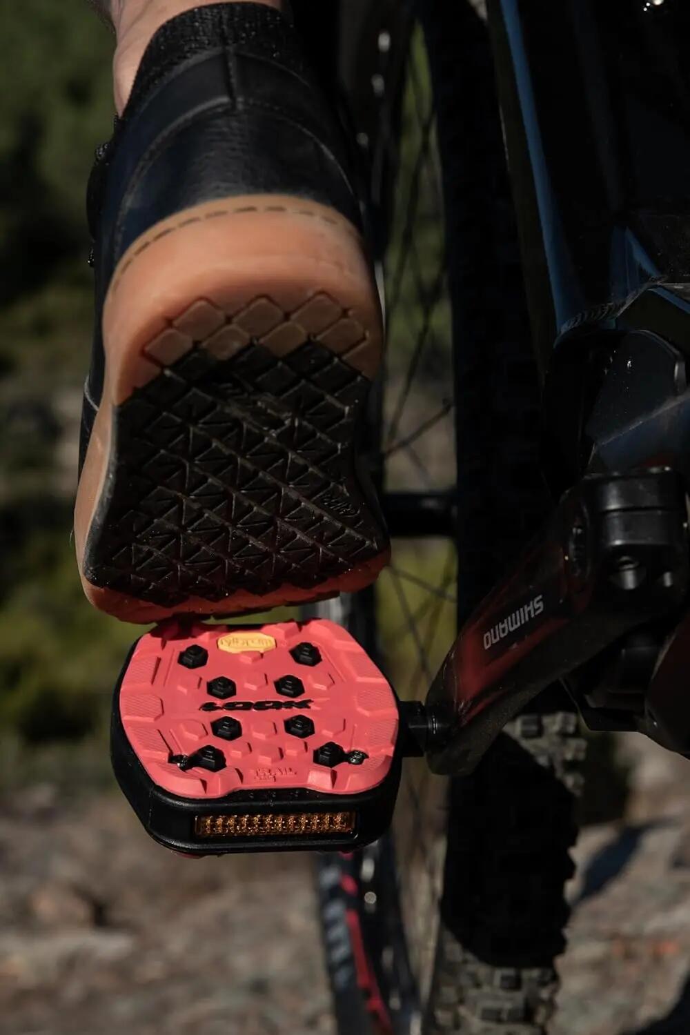 Look Trail Grip Pedals in Black for Urban Cycling 5/6