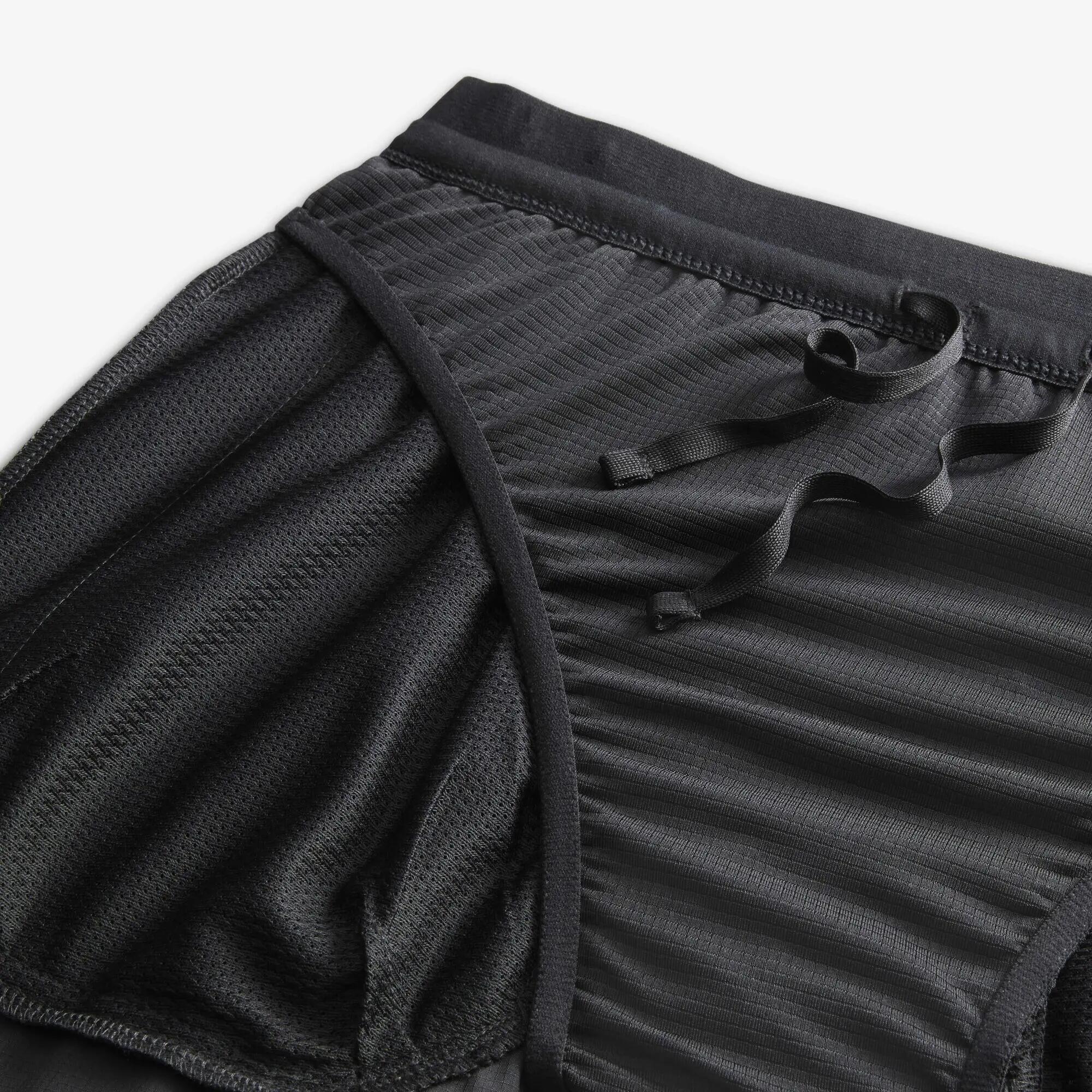 Short léger et respirant pour hommes DRI-FIT STRIDE 5 BR POUR HOMMES 4/5