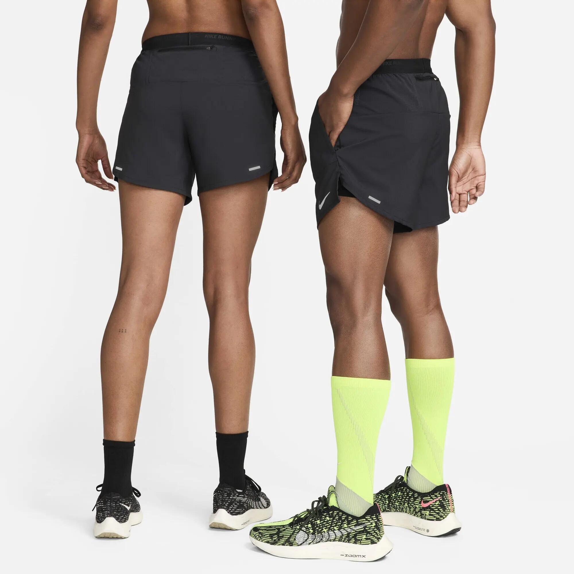 Short léger et respirant pour hommes DRI-FIT STRIDE 5 BR POUR HOMMES 2/5