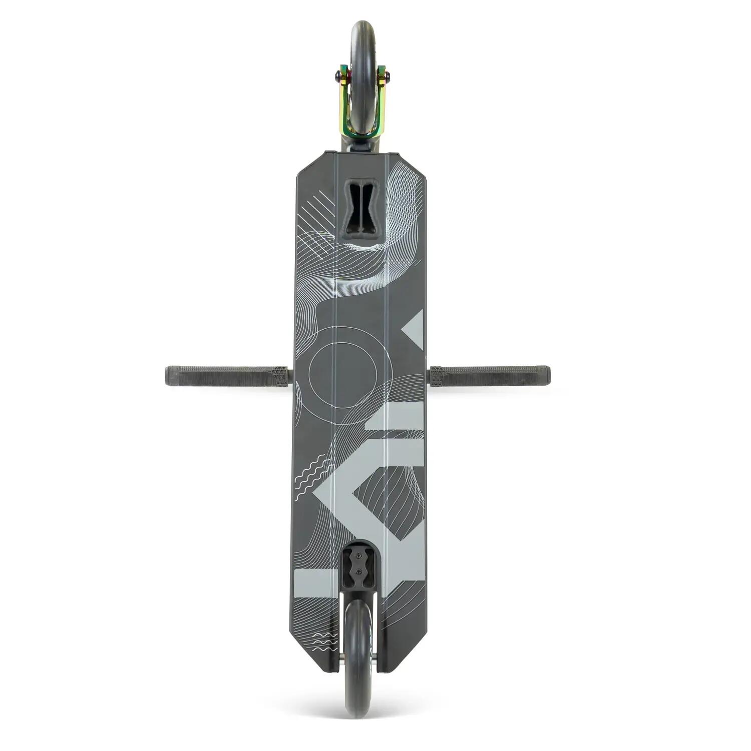 MGP MG5 Axion Black/Neo Chrome – Aluminium deck, 110 mm wielen 6/6