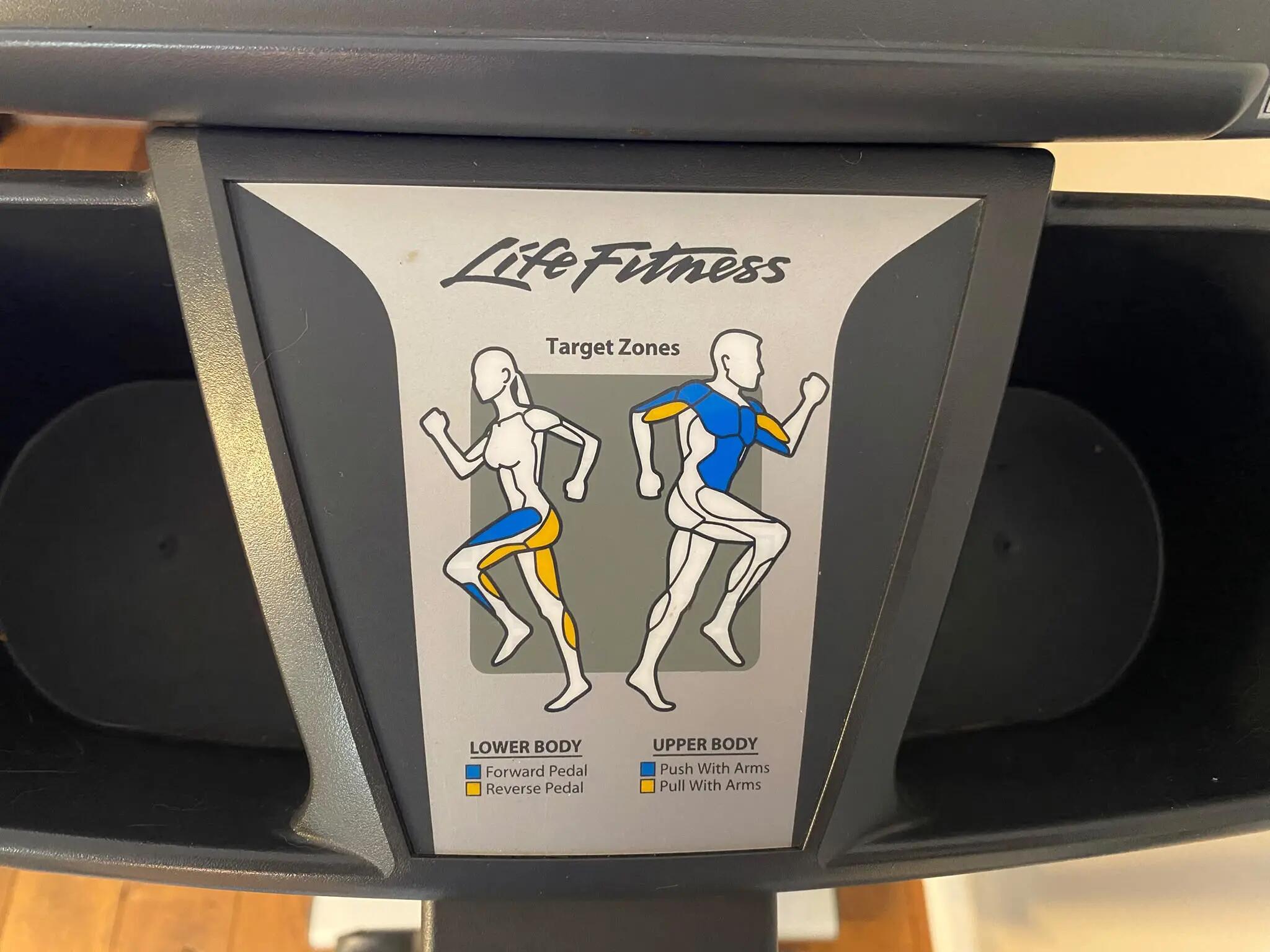 Entre Particuliers - Crosstrainer Life Fitness – comme new 6/7