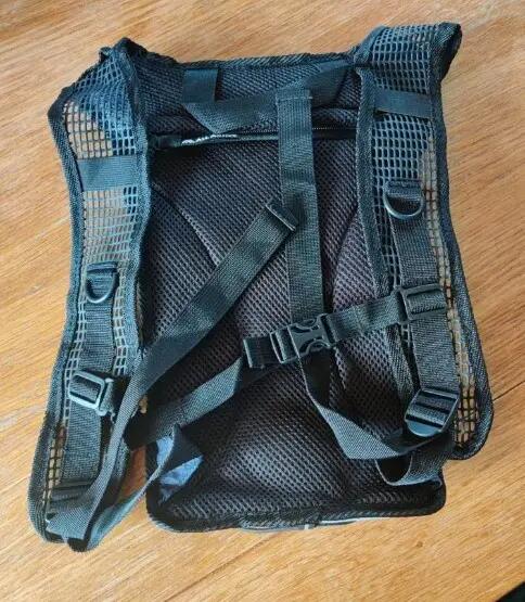 Tussen Particulieren - Drinkzak voor fietsen/lopen. 2L inhoud 2/3