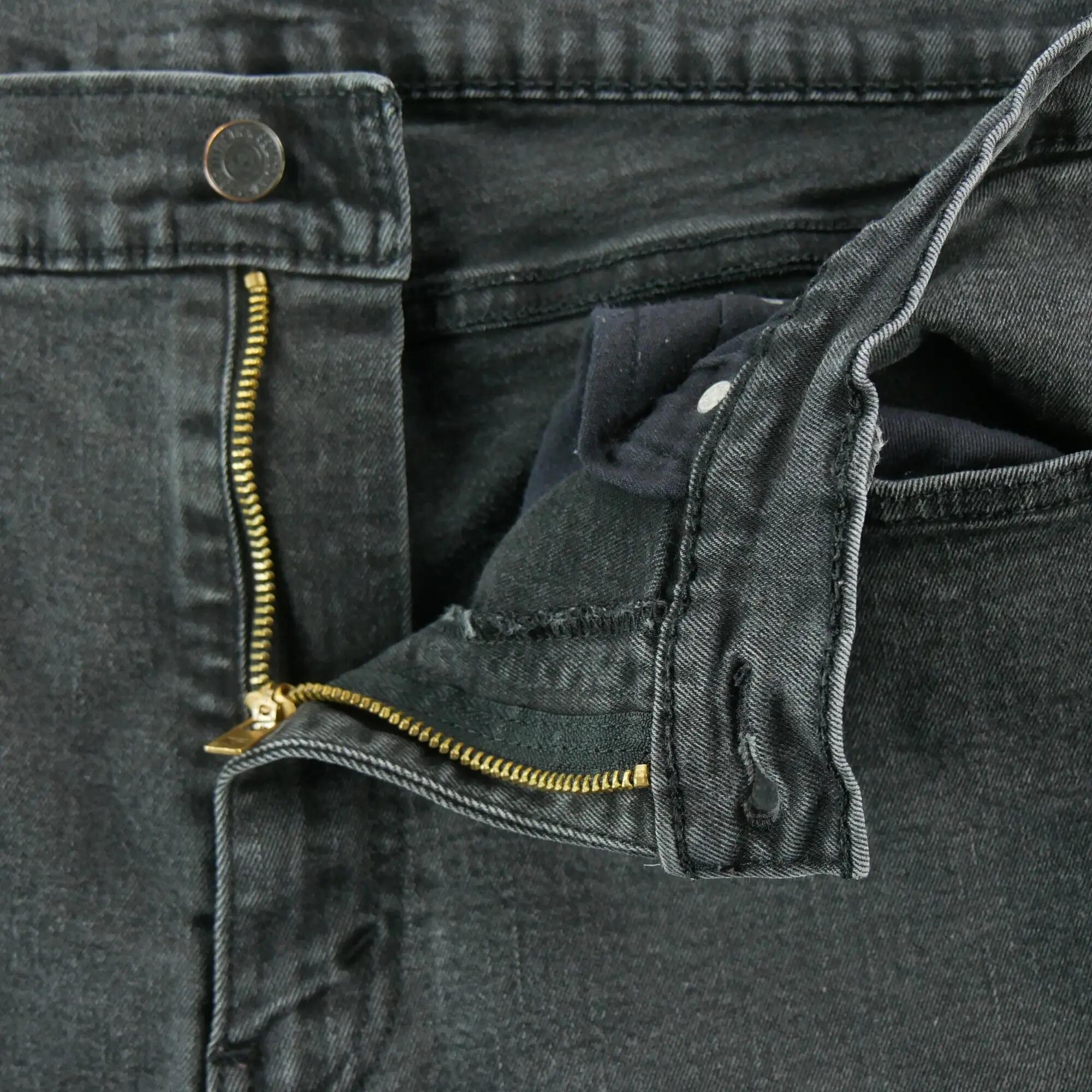 Segunda Vida - Shorts hombre Levi Strauss casual negro - Excelente 3/6