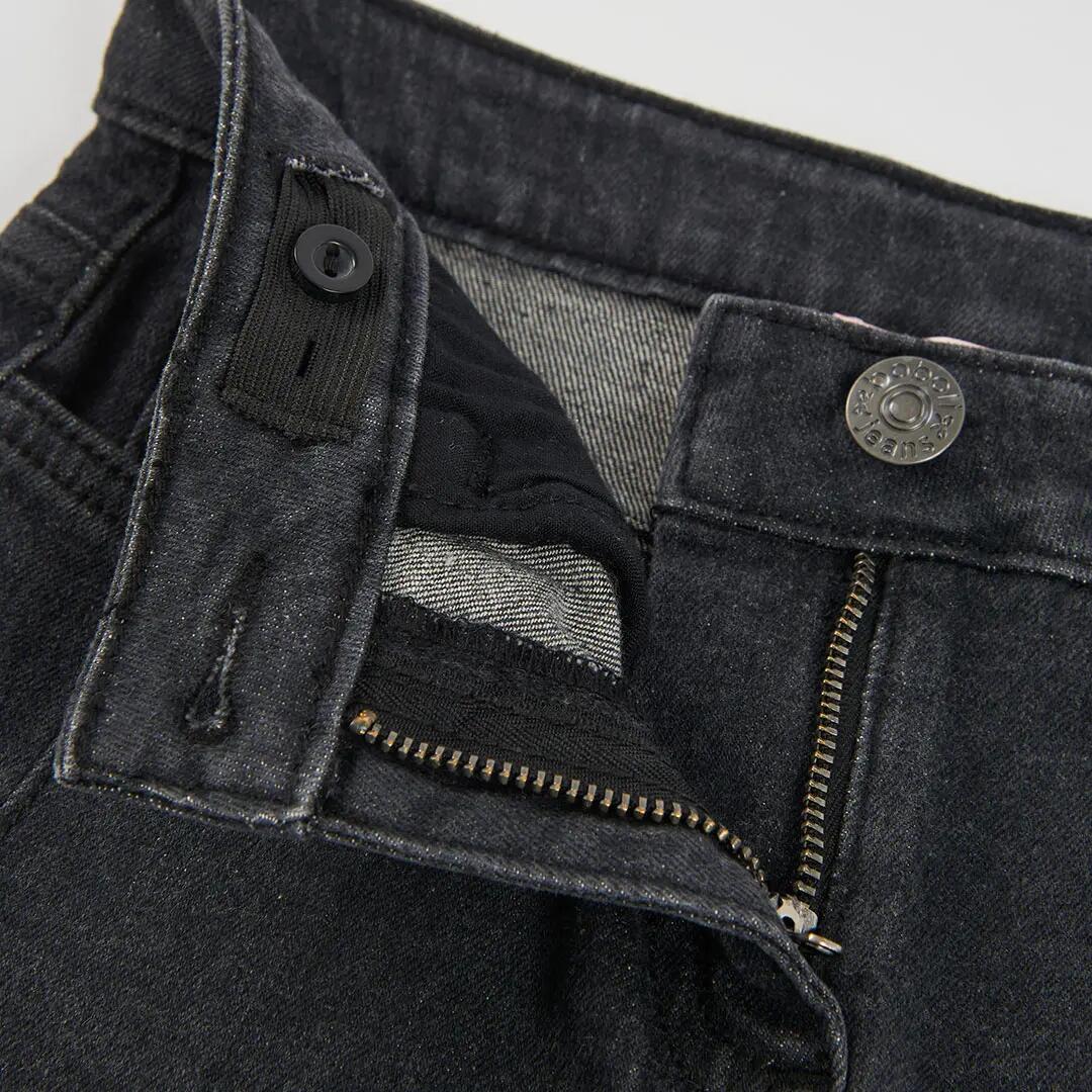 Falda denim negra con bolsillos 3/4