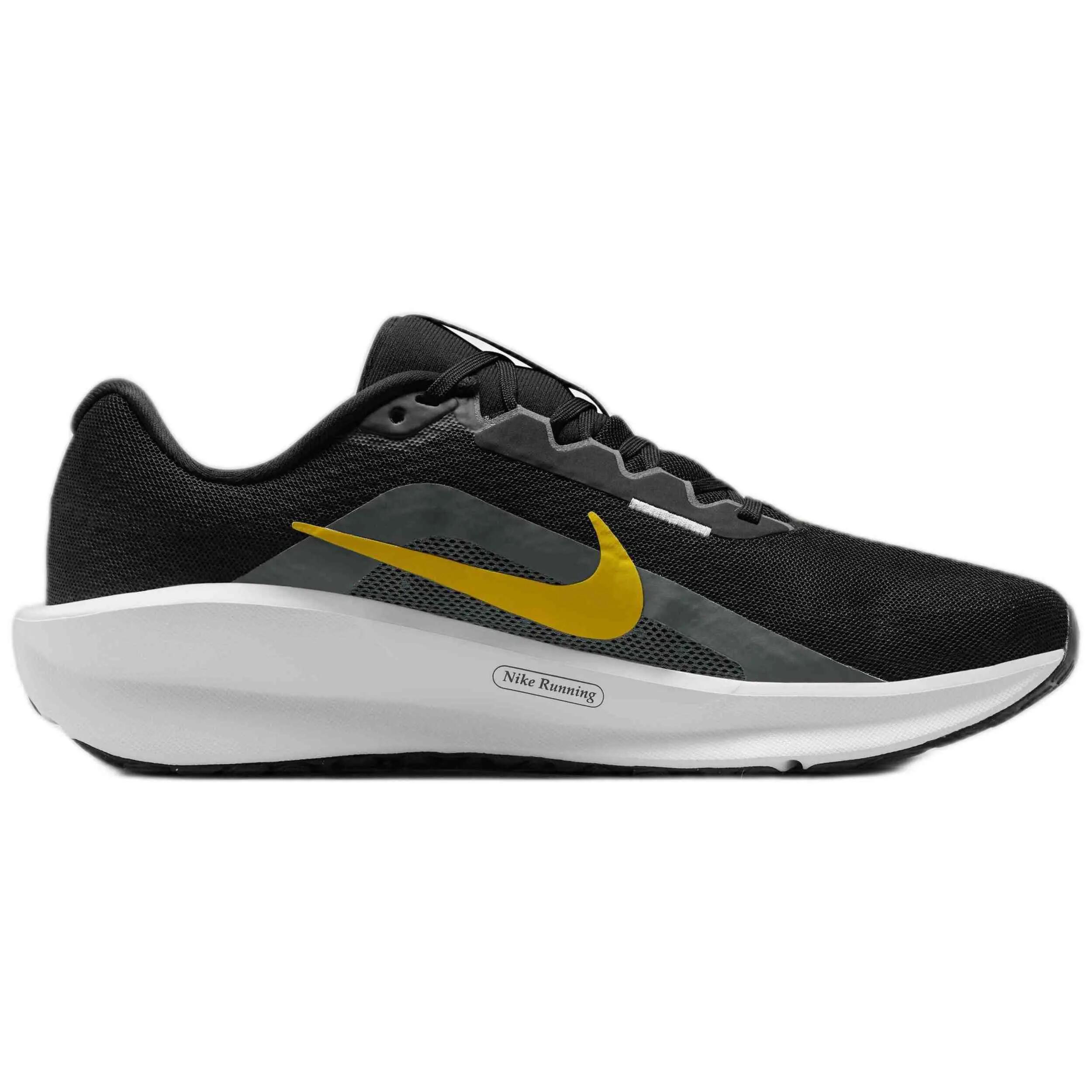 Męskie buty do biegania oddychająca cholewka DOWNSHIFTER 13 3/5