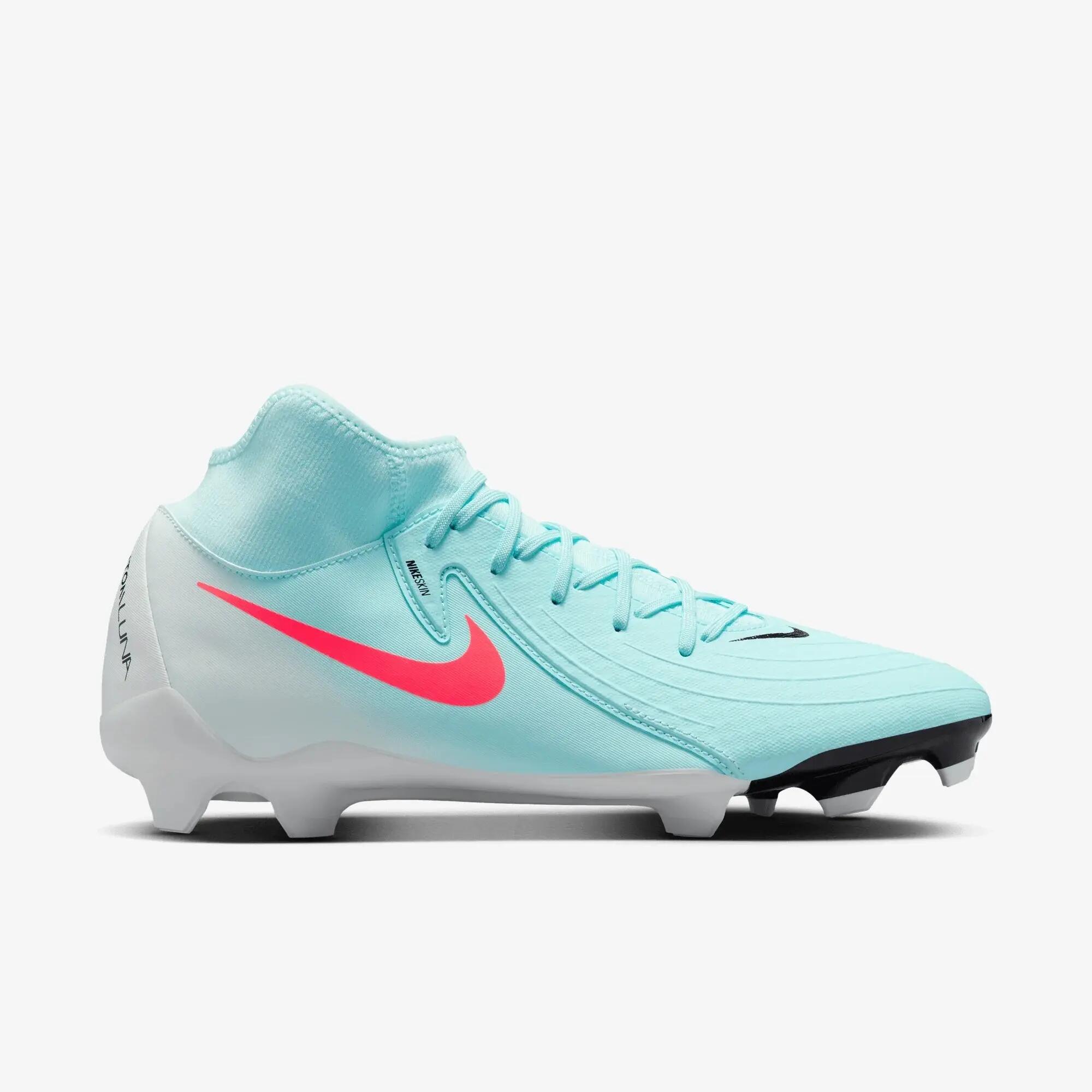 NIKE picture
