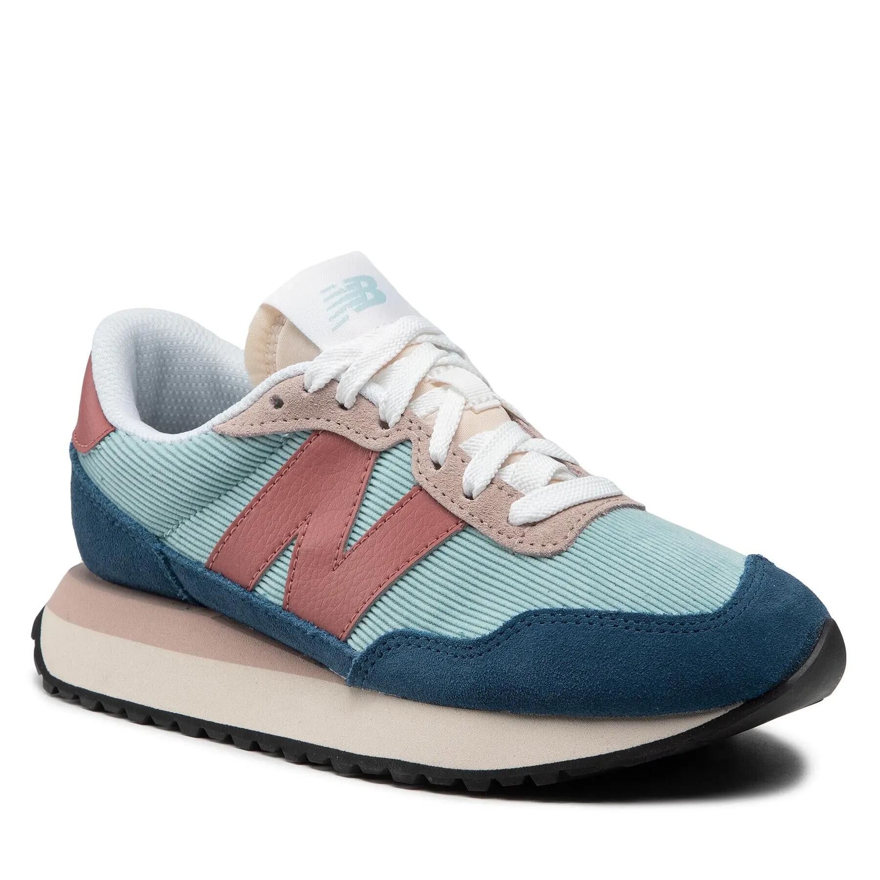 NEW BALANCE picture