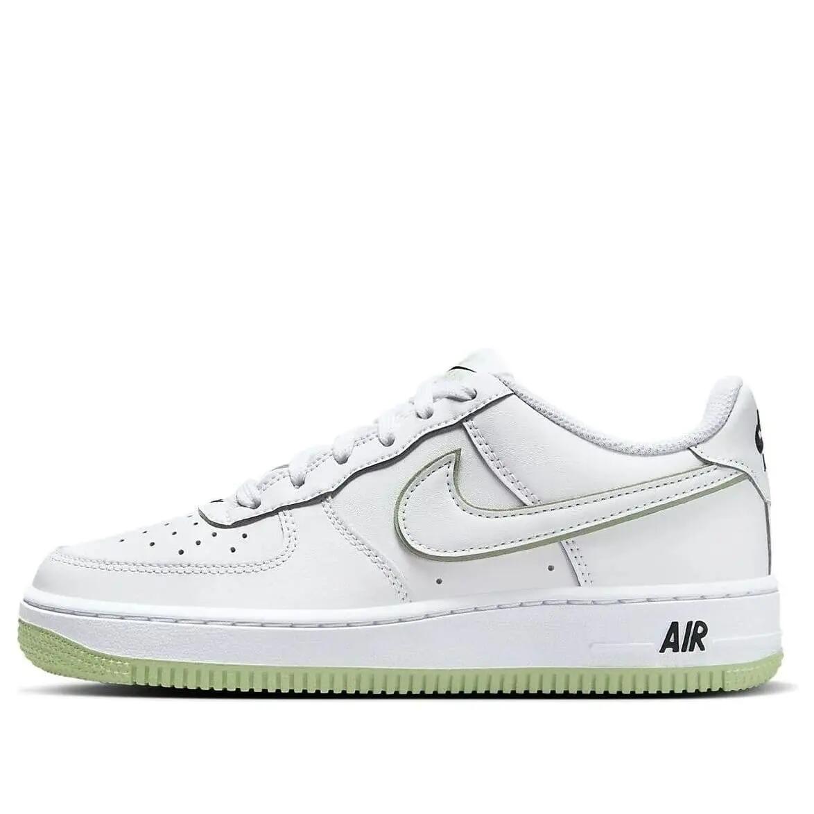 NIKE picture