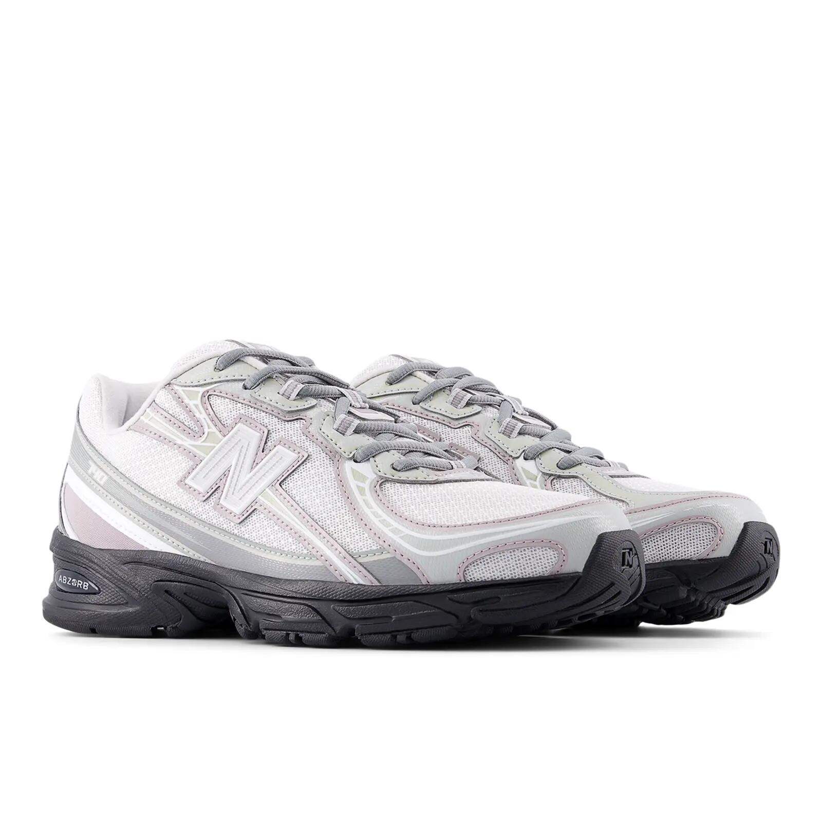 Uniseksowe buty sportowe NEW BALANCE 740 Grey / Black 2/2