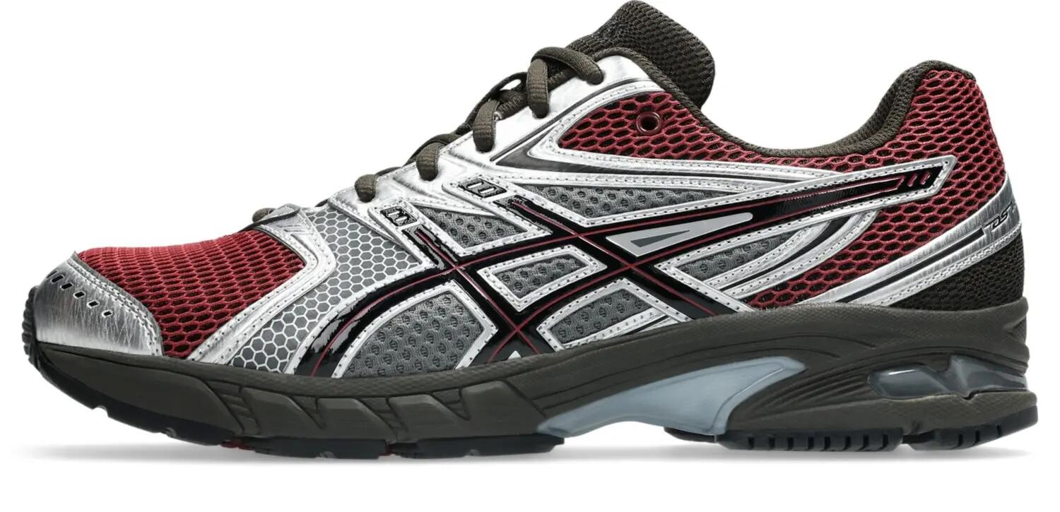 ASICS picture