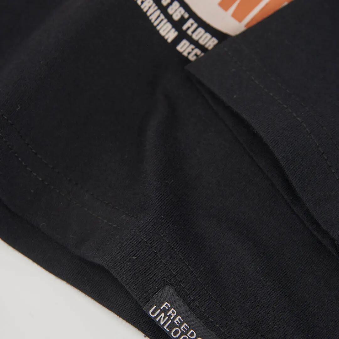 Camiseta punto niño negra con capucha estampada NY 4/4