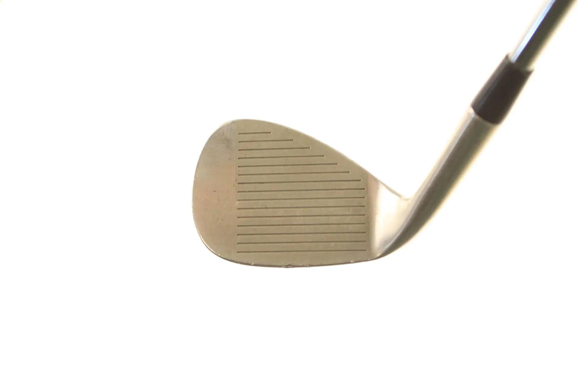 Seconde vie - Cobra King Pur Versatile Grind RH 56-deg Wedge - Sufficient 3/7