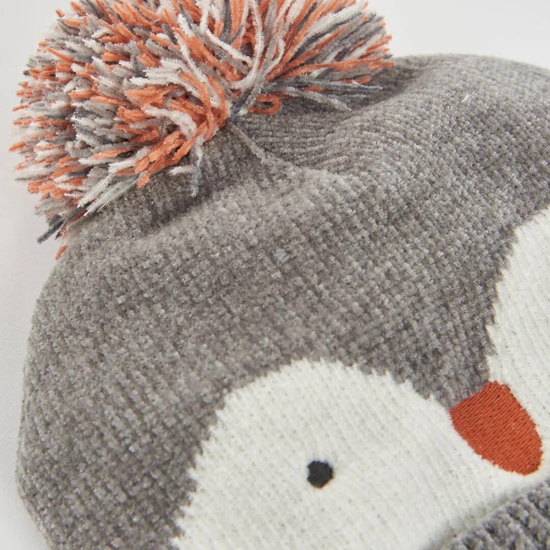 Gorro gris vigoré con diseño de pingüino 2/3
