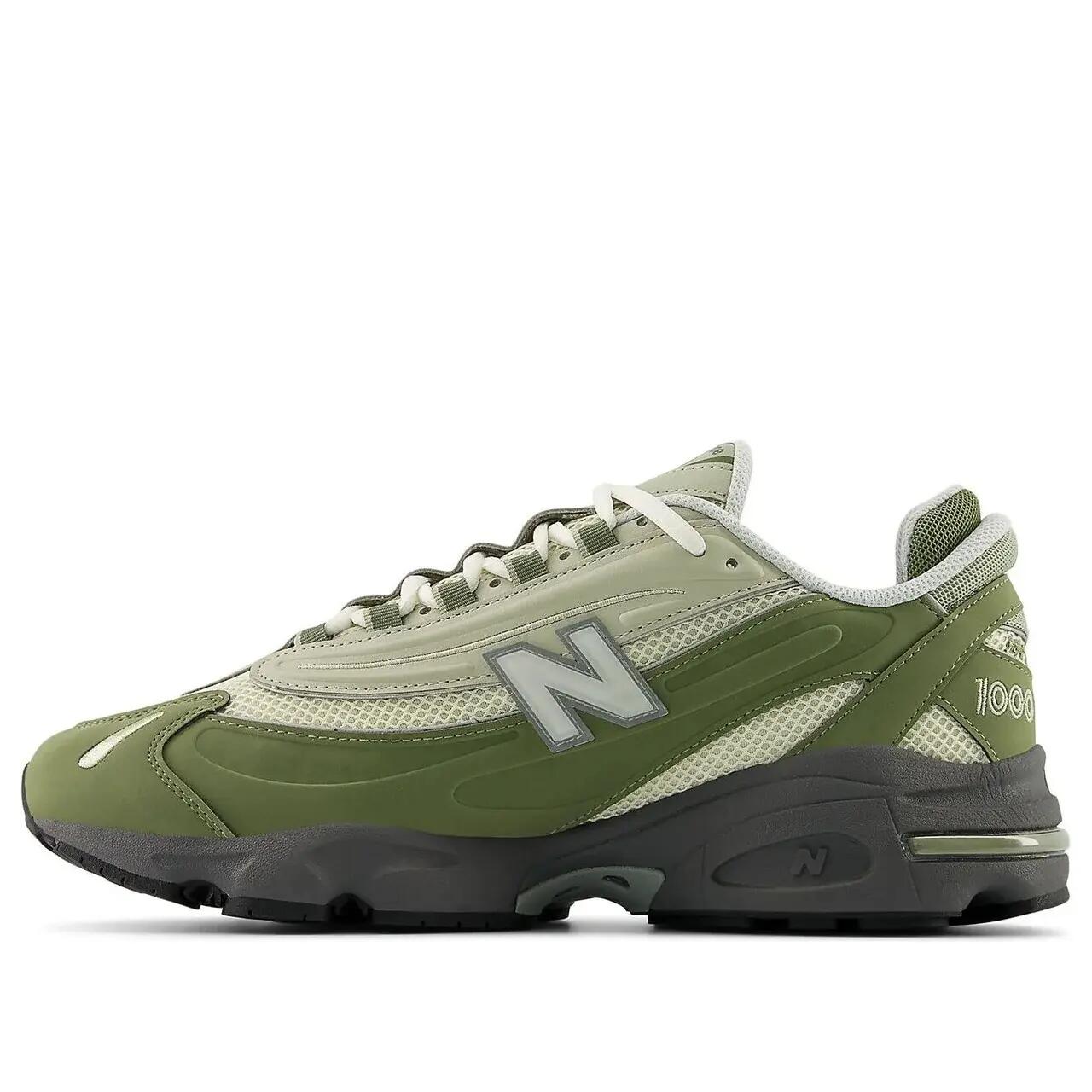 NEW BALANCE picture