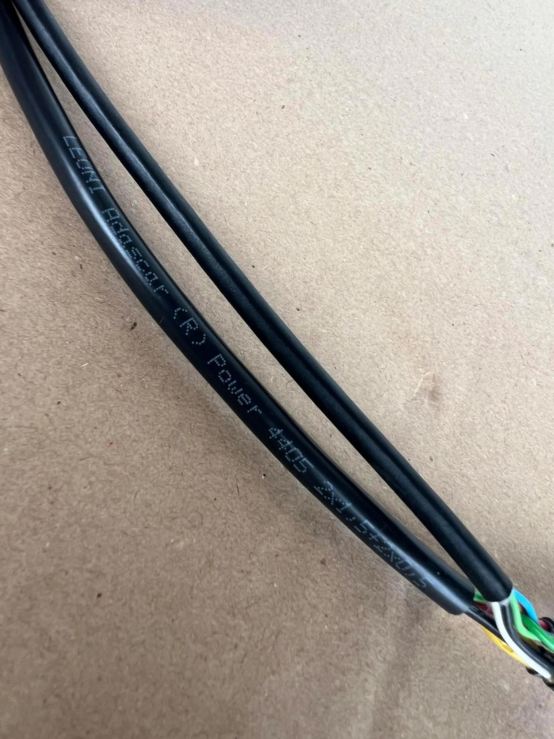 Kit de cables Bosch, batería, cable en Y, alimentación automática + CAN 370 mm 9/10