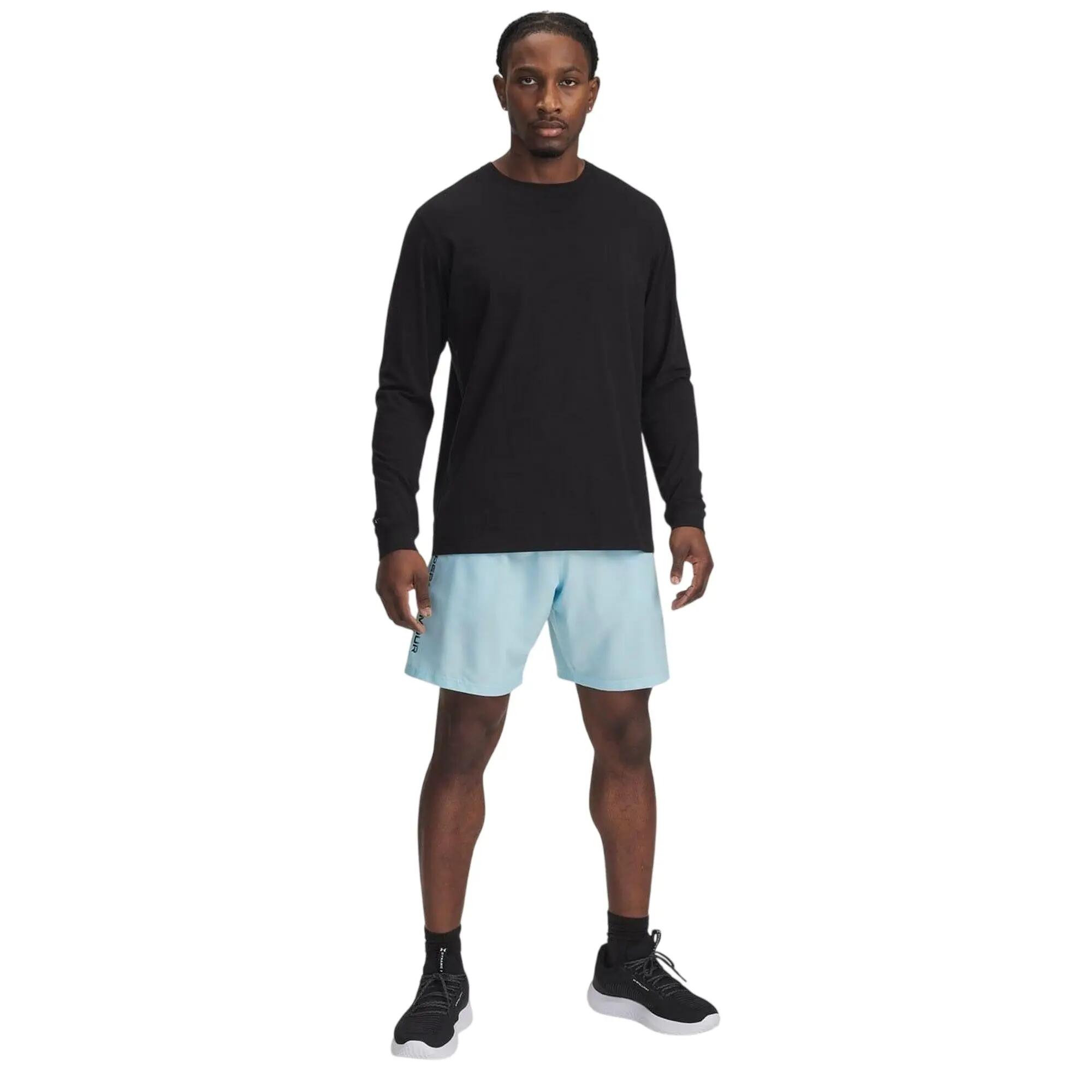 UNDER ARMOUR picture