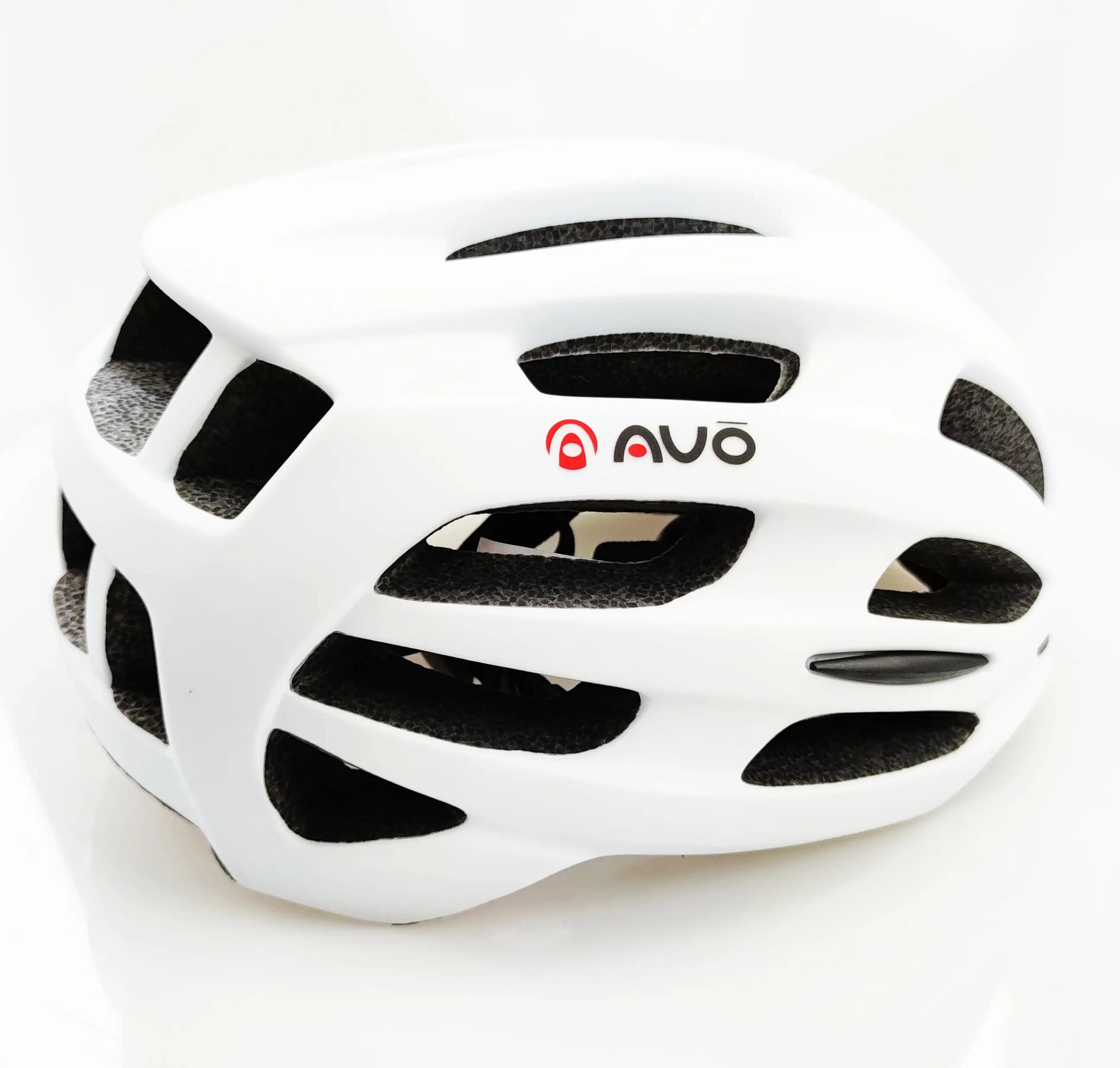 Kask rowerowy dla dorosłych AVO-44 3/4