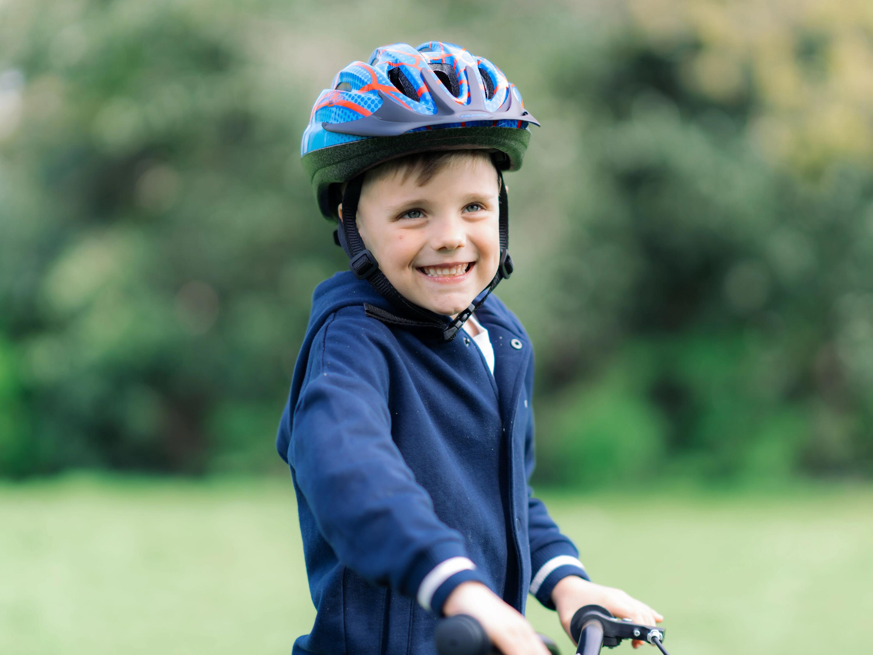 Casque de vélo réglable Spiderman pour enfants 8/9