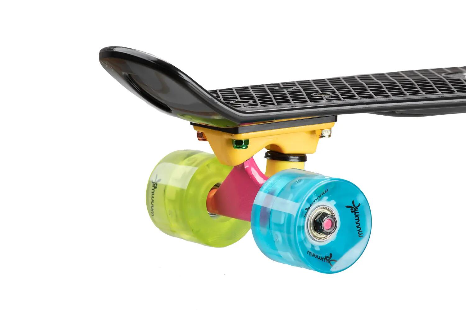 muuwmi Skateboard ABEC 5 Fun Neon, mit Leuchtrollen 12/14