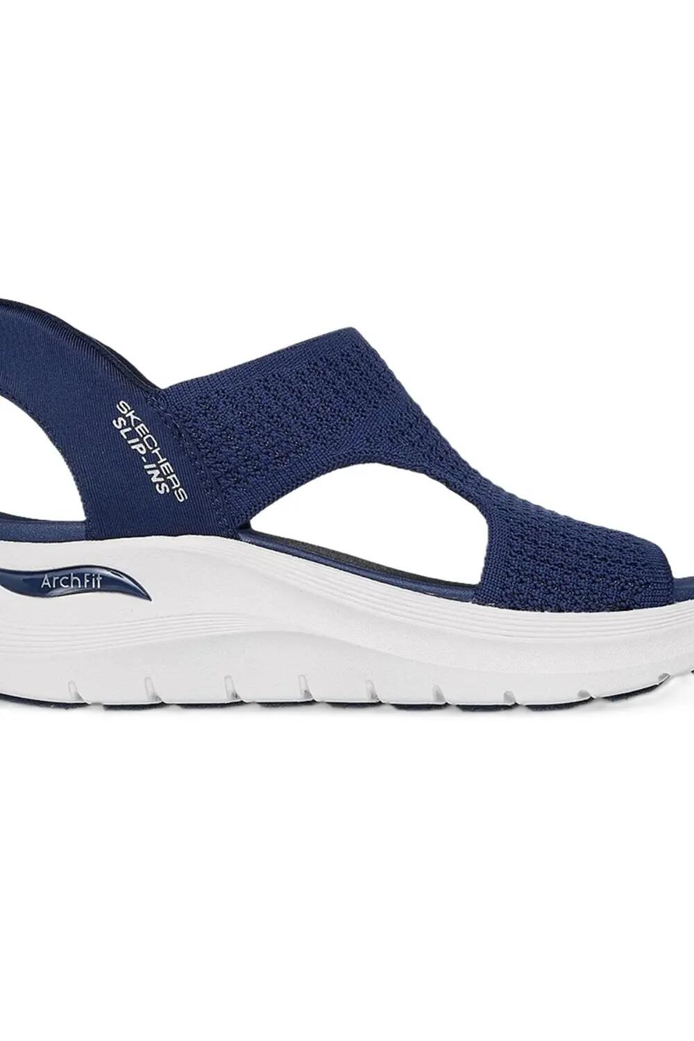 SKECHERS picture