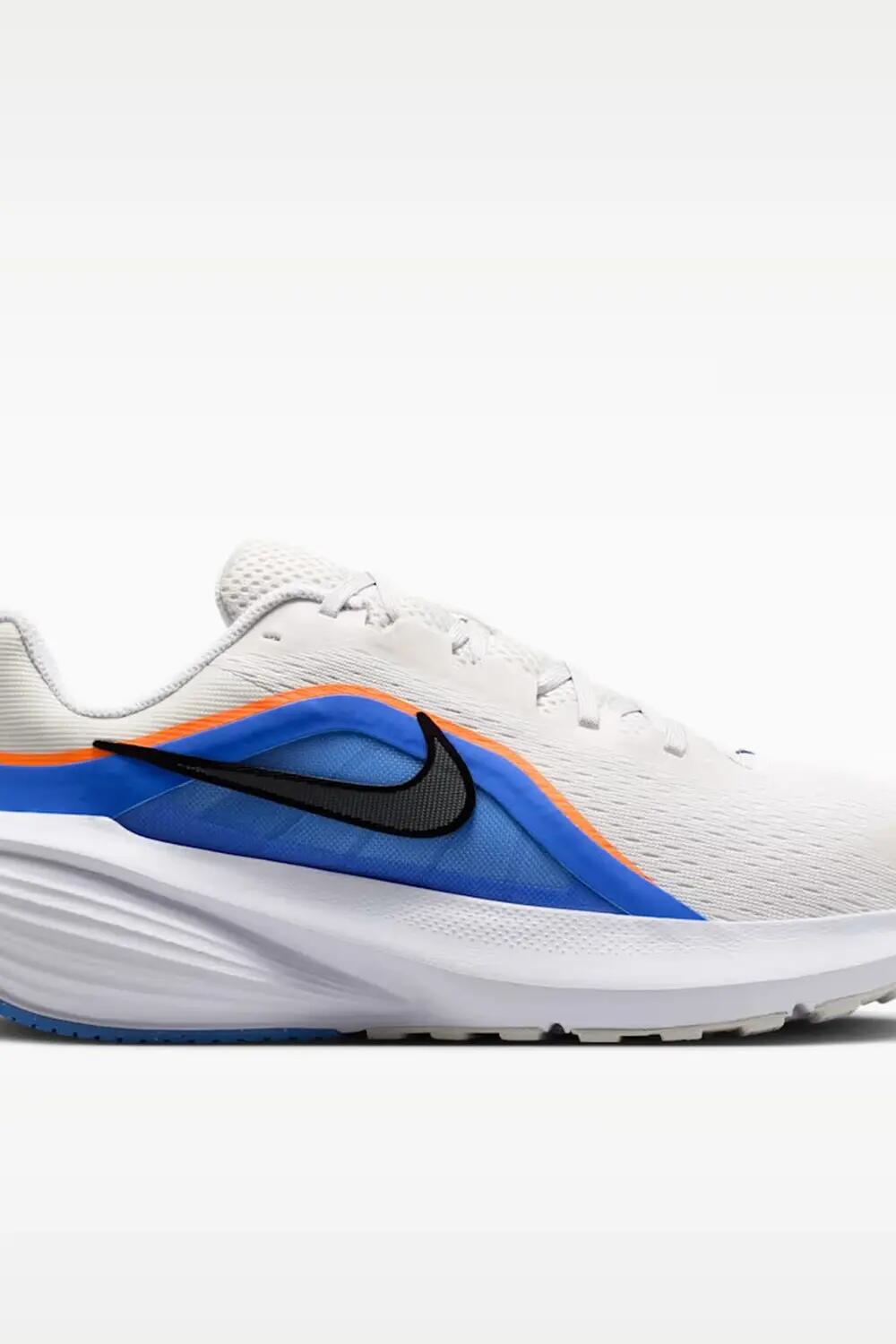 NIKE picture