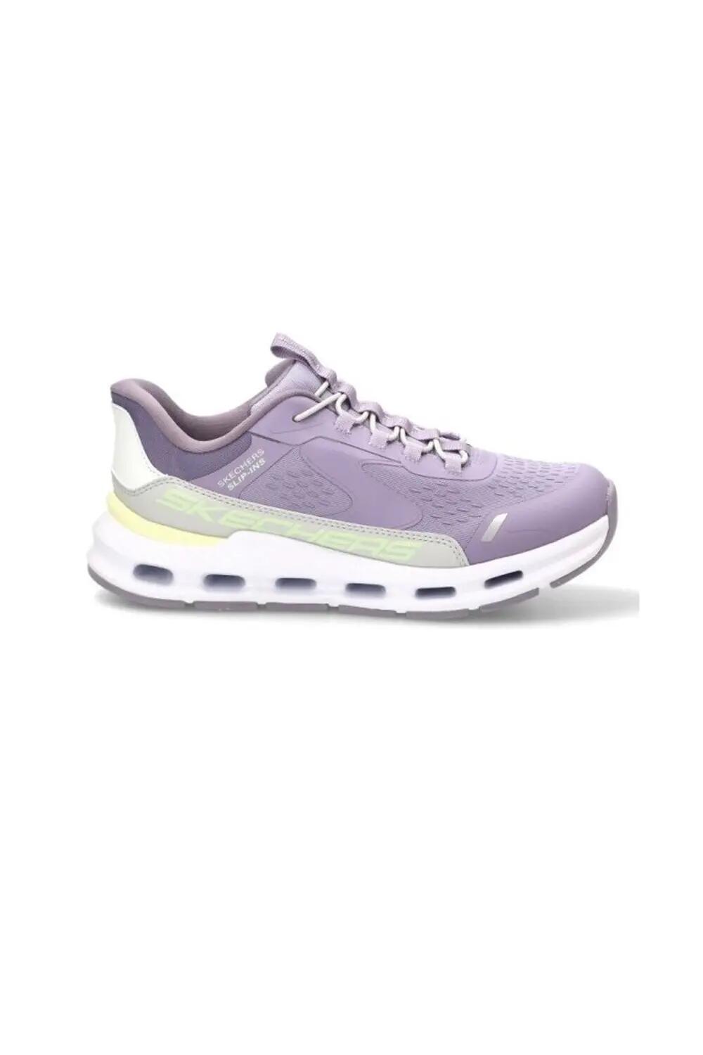SKECHERS picture