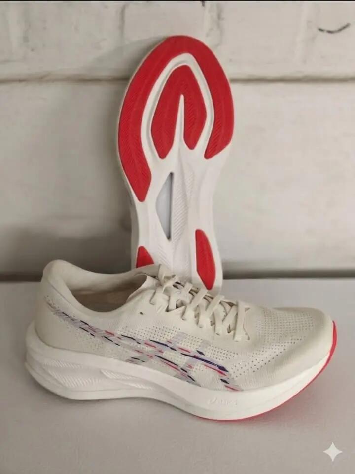 ASICS picture