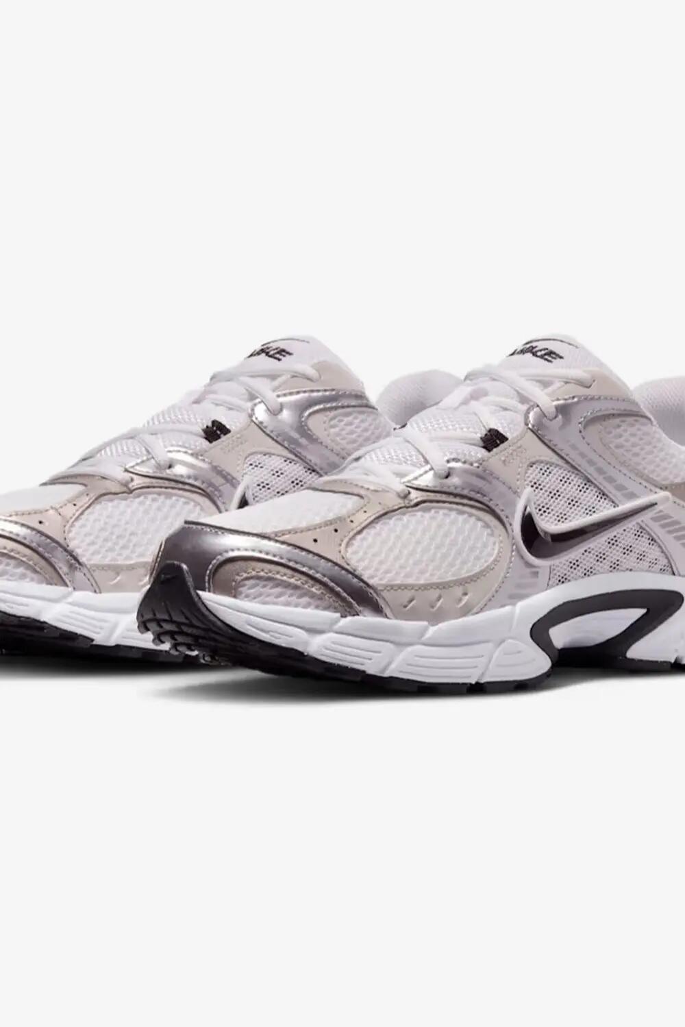 Buty męskie Nike V5 RNR białe 2/7